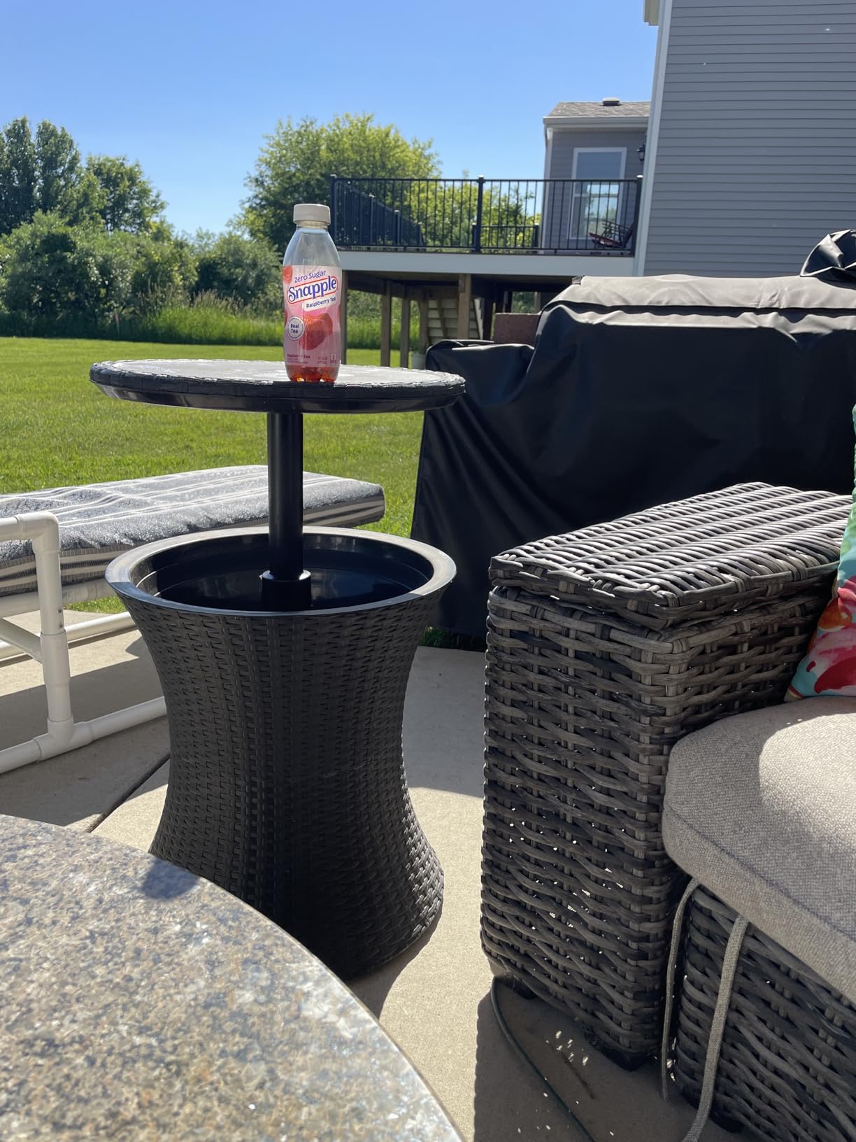 Keter Pacific Cool Bar Outdoor Patio Furniture and Hot Tub Side Table with 7.5 Gallon Beer and Wine Cooler, Espresso Brown customer photo 1