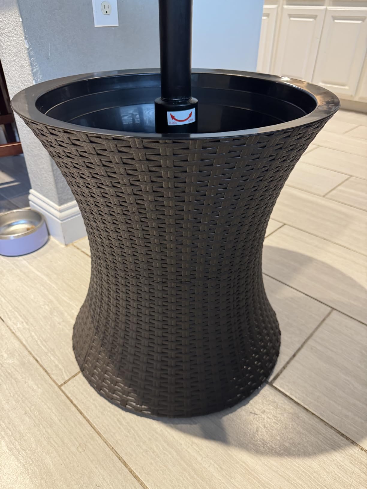 Keter Pacific Cool Bar Outdoor Patio Furniture and Hot Tub Side Table with 7.5 Gallon Beer and Wine Cooler, Espresso Brown customer photo 2