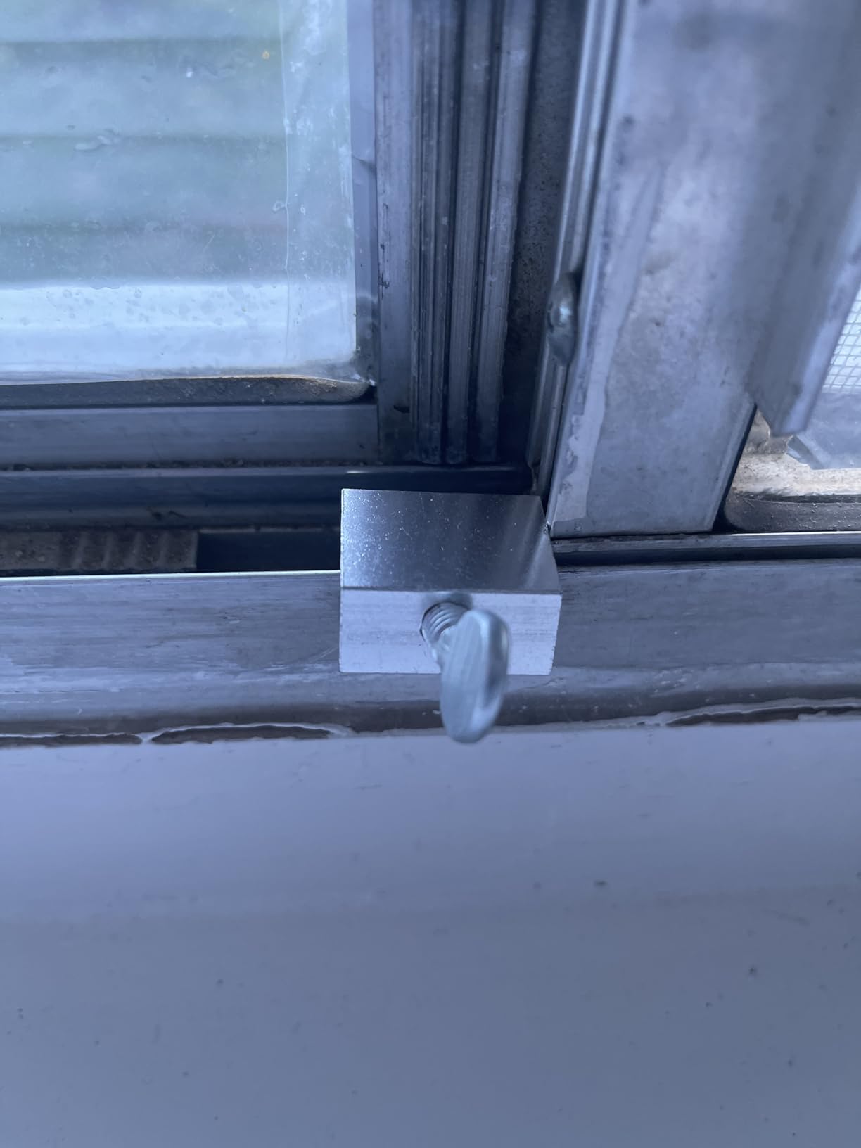 Prime-Line U 9819 Aluminum, Sliding Window Security Lock (4 Pack) customer photo 2