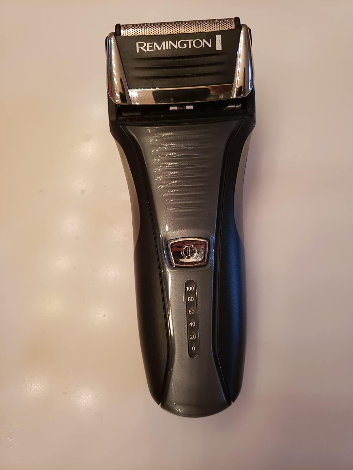 Remington F5 Power Series Foil Shaver for Men, Cordless Rechargeable Razor, Pivot & FlexFoil Technology, Pop-Up Trimmer for Detailing customer photo 2