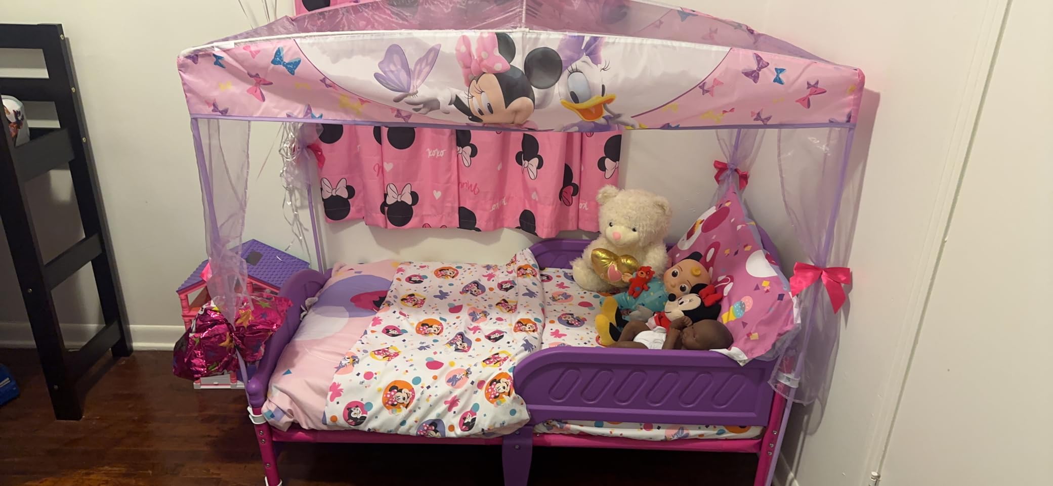 Delta Children Canopy Toddler Bed, Minnie Mouse customer photo 2