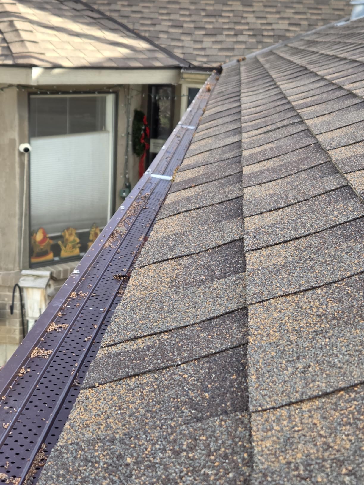 FlowGuard Gutter Guard, USA Made Professional DIY 5 Inch 50-Year Gutter Cover Leaf Protection System - White - Aluminum - 102 Feet - by FlexxPoint customer photo 2