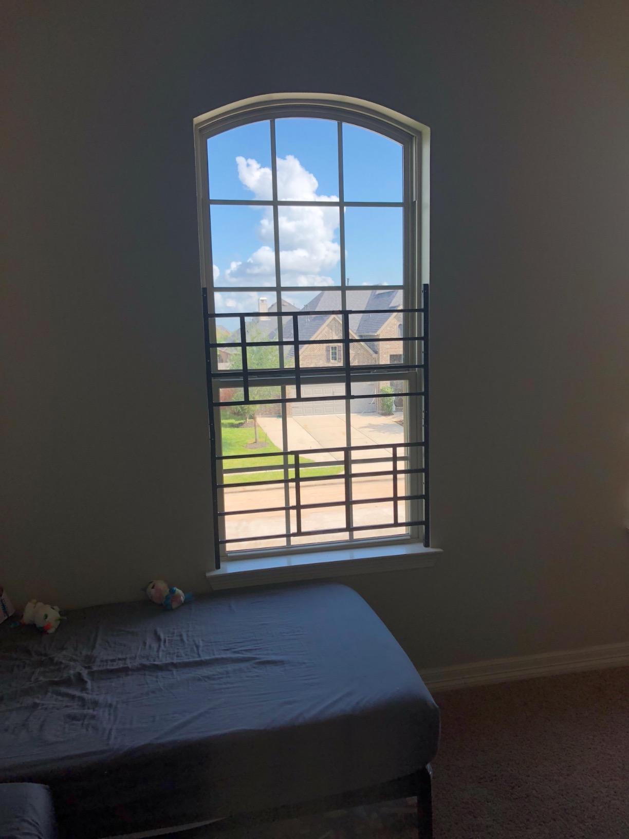 Segal S 4764 Fixed Window Guard - Adjustable Child Safety Window Guard Prevents Accidental Falls, Tamper Resistant Screws Included, Non-Egress, White, 23-1/2 to 38 In. W x 21-1/4 In. H (Single Pack) customer photo 1