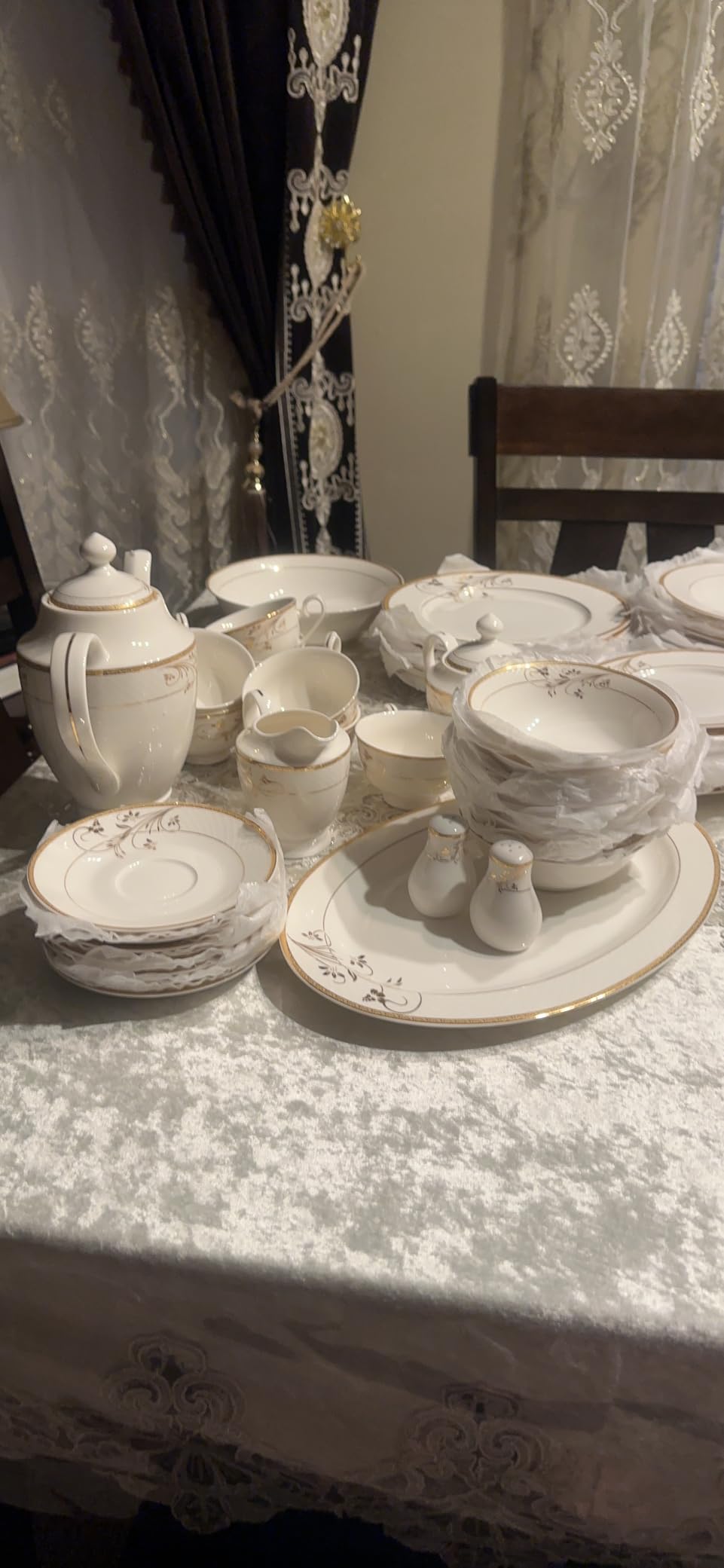 Lorren Home Trends La Luna Bone China 57-Piece 24K Gold Floral Design Dinnerware Set, Service for 8 customer photo 2