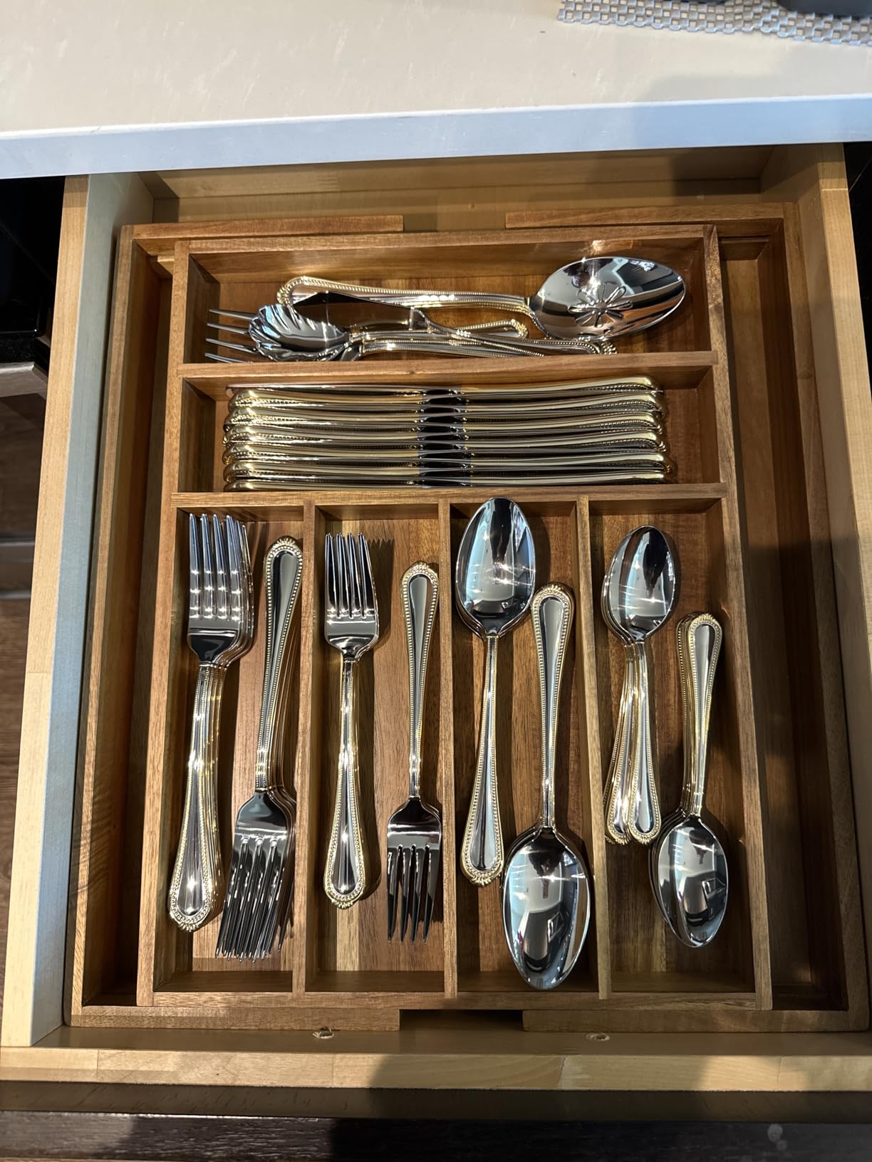 Mikasa Cameo Gold 65-Piece Flatware Set for 12, 18/10 Stainless Steel Silverware with 24-Karat Gold Accents, Teardrop Handles, Dishwasher Safe customer photo 1