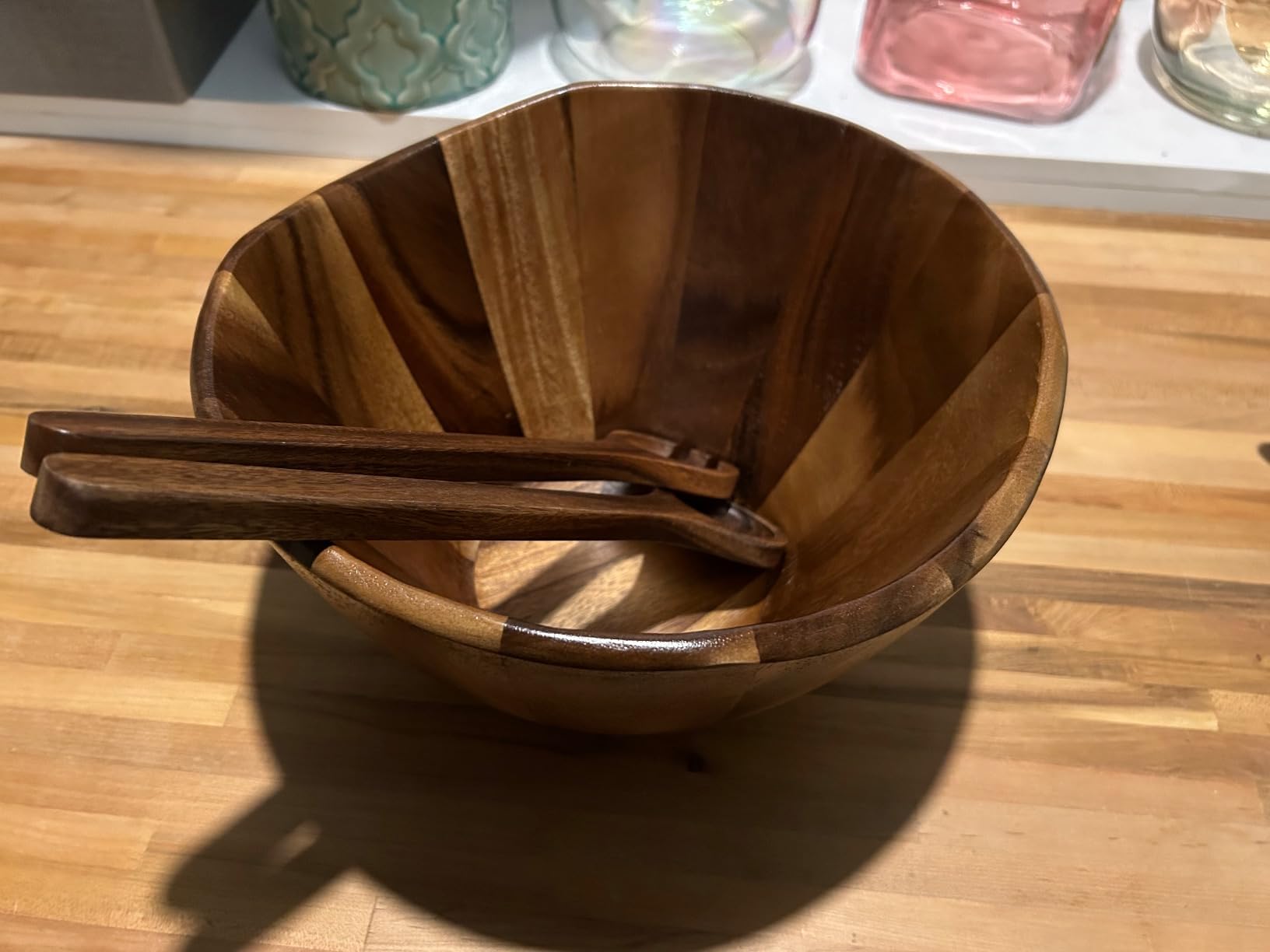 Lipper International Acacia Large Wave Bowl with Servers, 162.31 fl.oz., Brown customer photo 2