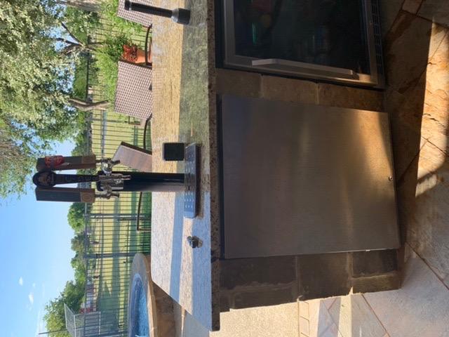 EdgeStar KC7000SSODTRIP Full Size Tower Cooled Triple Tap Built-In Outdoor Kegerator - Stainless Steel customer photo 1