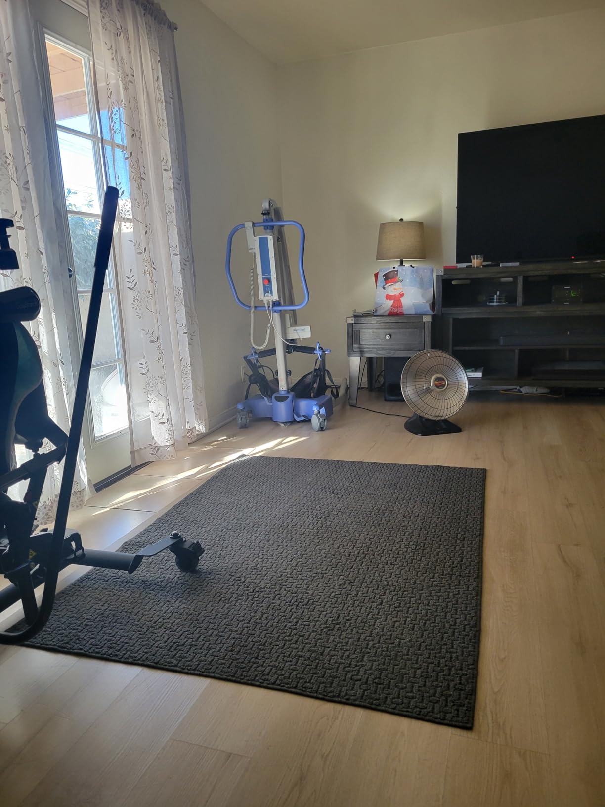 Joerns Hoyer Advance Electric Portable Patient Lift - Foldable Lightweight 70 lbs, 340 lb Capacity, Battery Powered for Home Care, Nursing & Professional Use- E340 customer photo 1