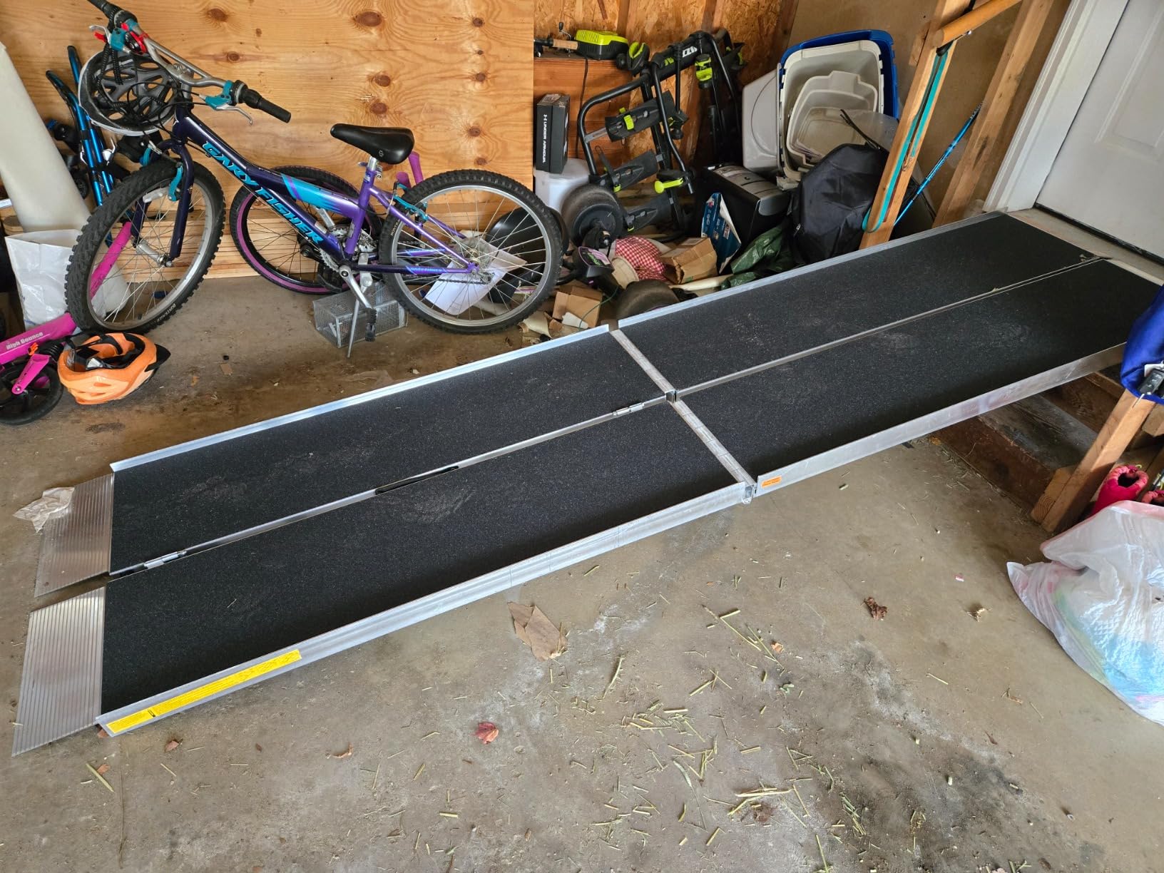 12' Portable Wheelchair Ramp for Home Steps, 600 lb, Folding, non-slip customer photo 1