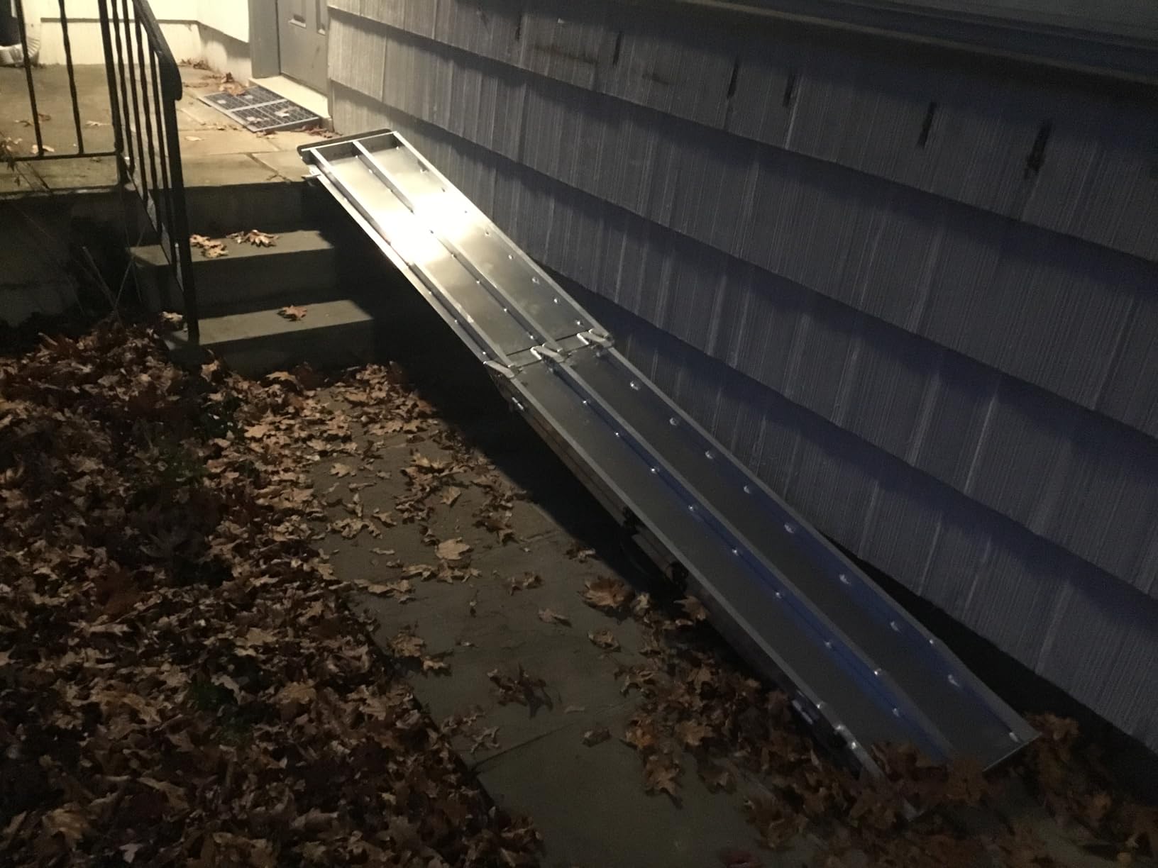 12' Portable Wheelchair Ramp for Home Steps, 600 lb, Folding, non-slip customer photo 2