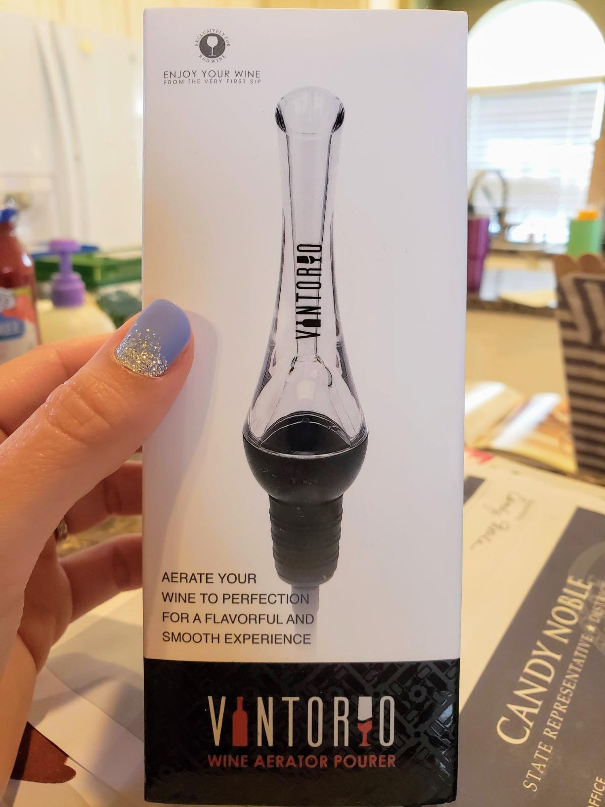 Vintorio Wine Aerator Pourer - Premium Aerating Pourer and Decanter Spout (Black) customer photo 1
