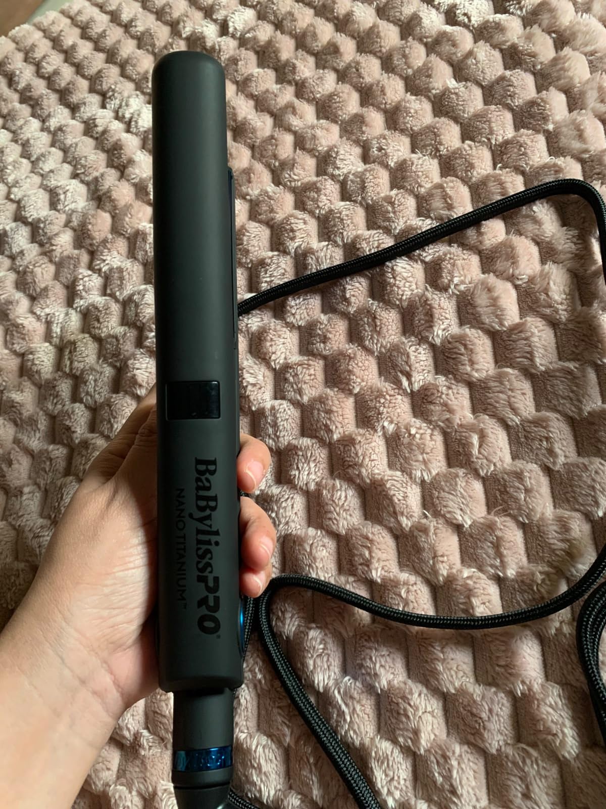 BaBylissPRO Nano Titanium Flat Iron Hair Straightener, Digital Flat Iron for Pro Salon Results customer photo 2