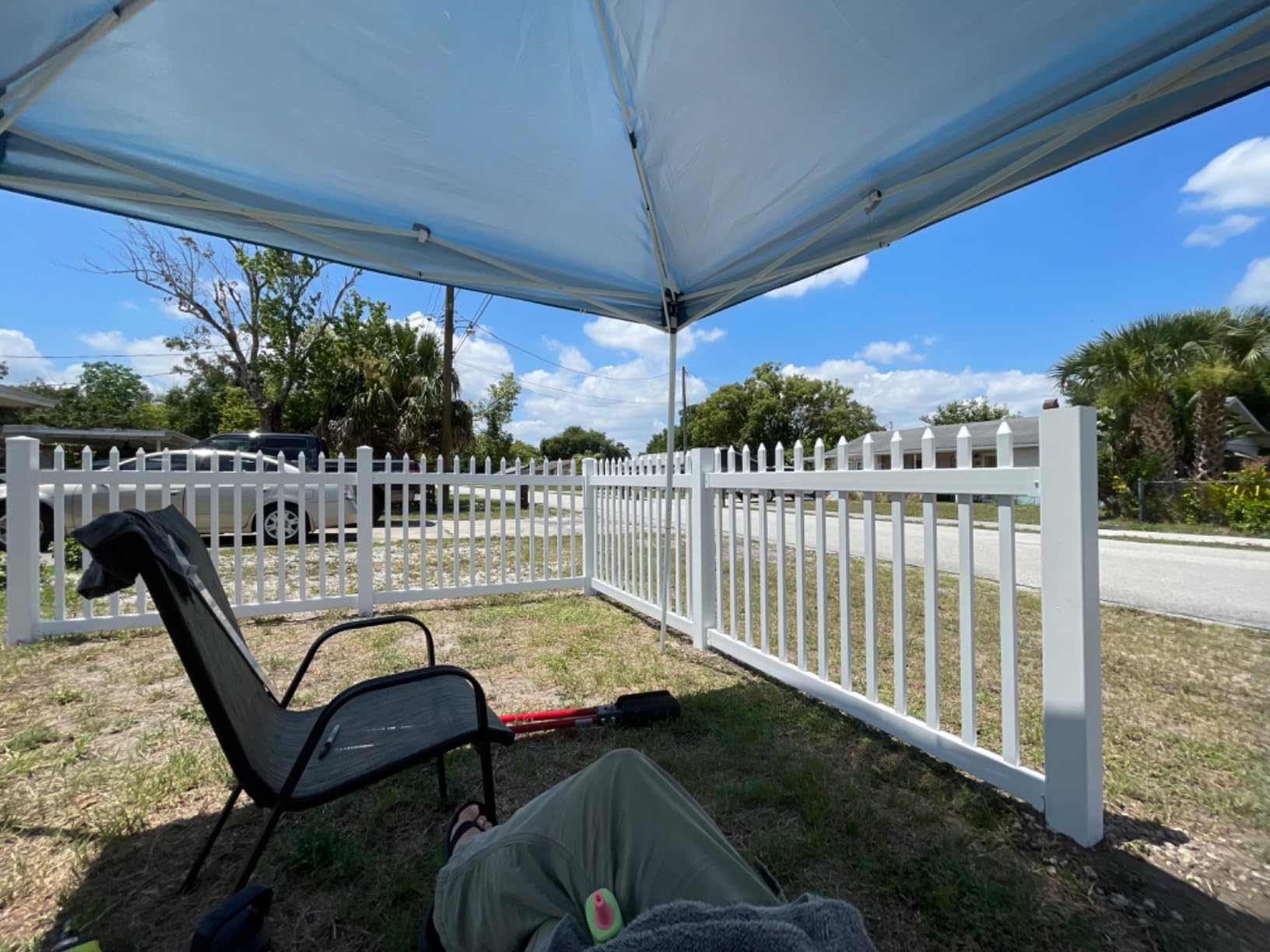 WamBam Sturbridge Yard or Pool Fence, White Vinyl No Dig DIY Kit | 4ftH x 6ftW, 1 Panel + 1 Post, BL19103 customer photo 1