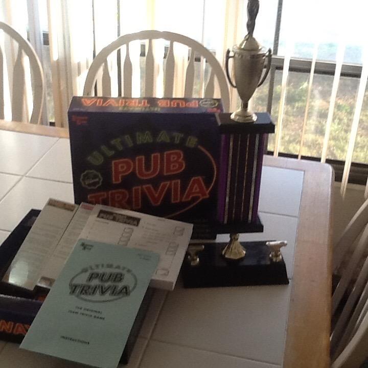 Ultimate Pub Trivia Party Game, Bar-Style Quiz for Adults, Ages 12+ customer photo 2