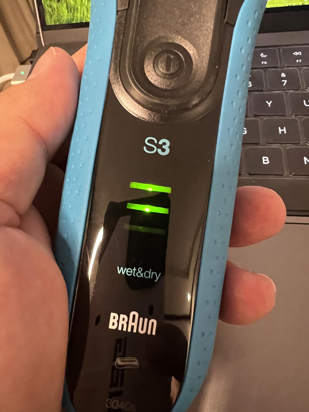 Braun Electric Series 3 Razor with Precision Trimmer, Rechargeable, Wet & Dry Foil Shaver for Men, Blue/Black, 4 Piece | Precision Trimmer, Rechargeable, Wet & Dry, Foil Shaver, 4 Piece customer photo 2