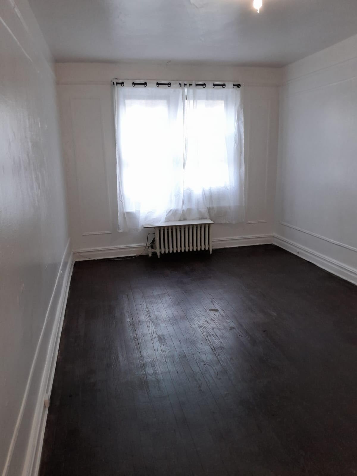 Varathane Premium Fast Dry Wood Stain | 1 Hour Dry Time | 1 Coat Color | Interior Wood Stain | Furniture, Cabinets, Doors, Trim | Half Pint | Dark Walnut customer photo 1
