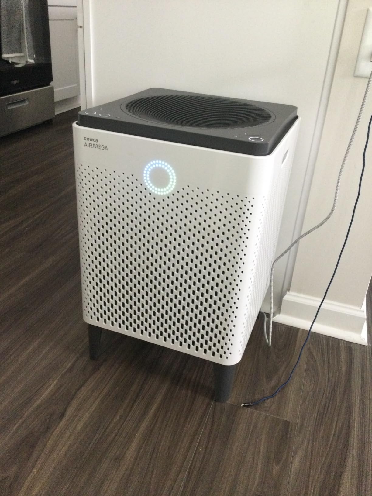 COWAY Air Purifier for Large Room Whole Home Up to 3,120ft, HEPA Filter for Smoke, Allergies, Pet Dander, Odor, App-Enabled, AQI, Smart Mode, Timer, 5yr Warranty, Airmega 400S White customer photo 2