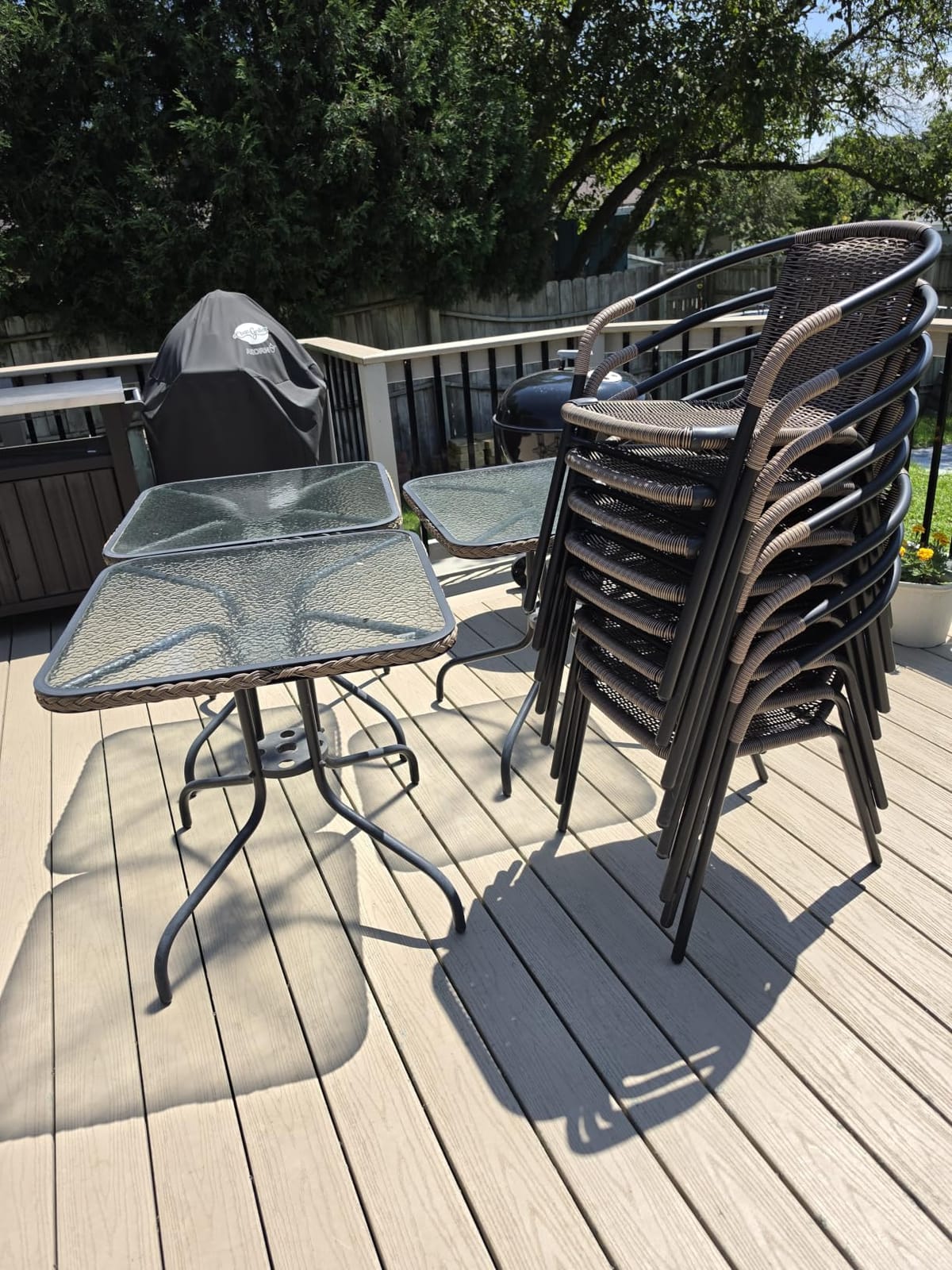 Flash Furniture Lila Modern Rattan Indoor/Outdoor Stackable Dining Chairs, Stacking Rattan Bistro Chairs for Patio or Restaurant, Set of 4, Brown | Commercial Grade, Indoor/Outdoor Use customer photo 1