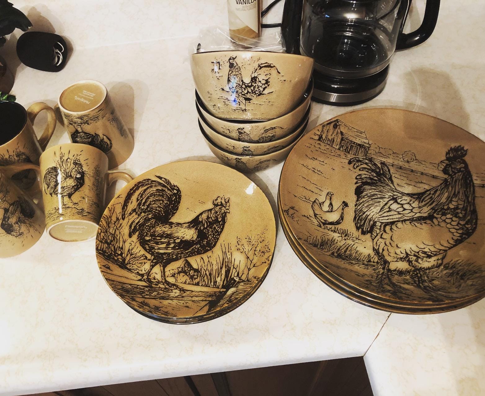 Pfaltzgraff Homespun Rooster 16-Piece Dinnerware Set, Service for 4 Brown customer photo 1