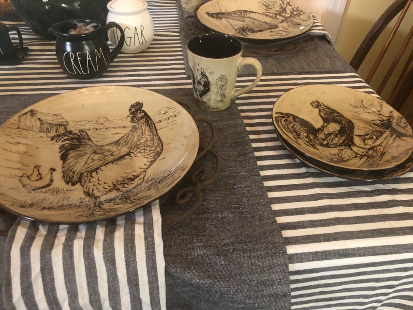 Pfaltzgraff Homespun Rooster 16-Piece Dinnerware Set, Service for 4 Brown customer photo 2