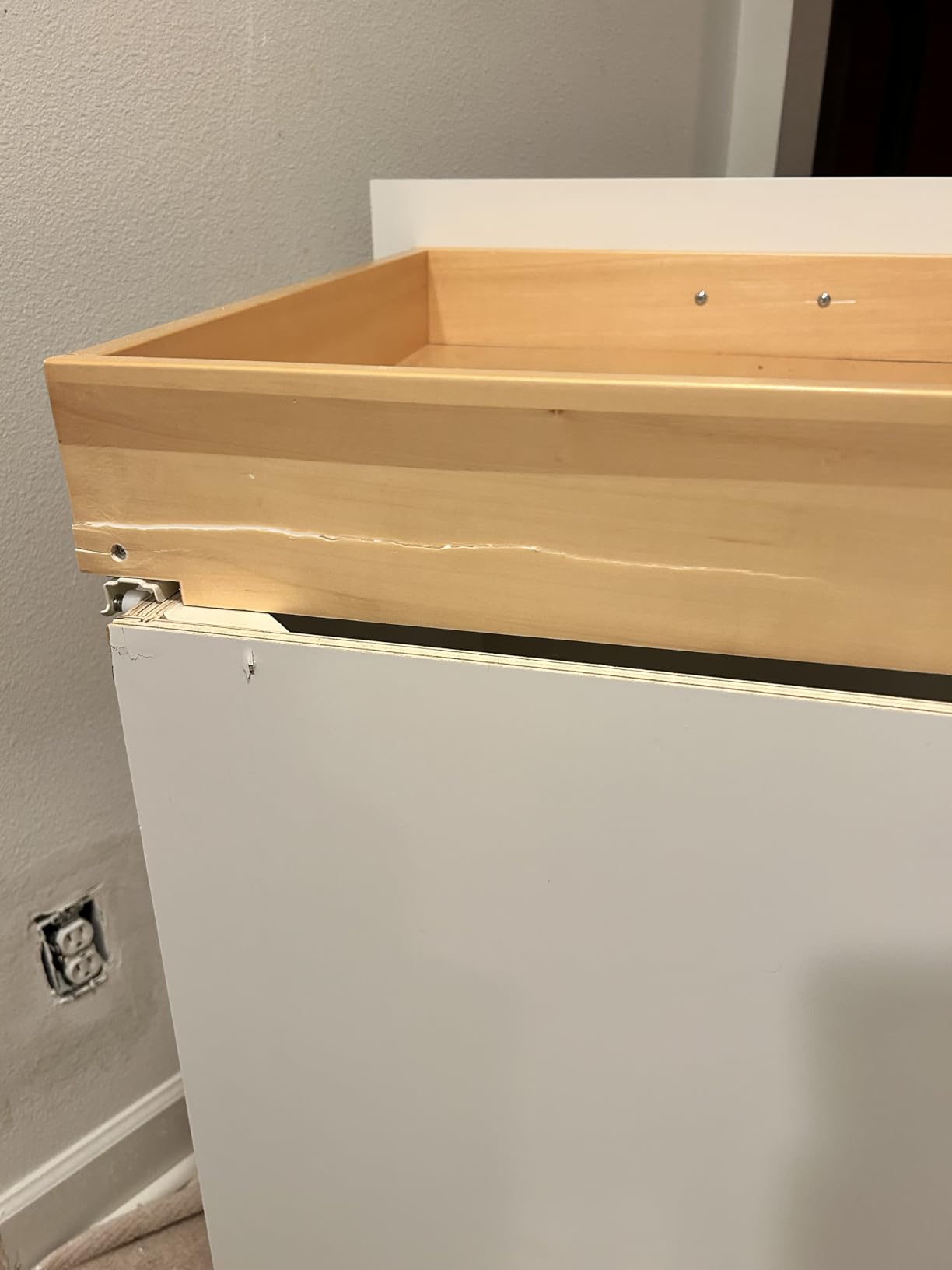 Brookings Shaker Unassembled Base Kitchen Cabinet B18, 18 W x 24 D x 34.5 H, Painted White with Sherwin Williams, Solid Wood - Design House, 561340 | Adjustable Shelves, Adjustable Hinges, Floor Mount, Contemporary/Modern, Wood, Kitchen, 561340 customer photo 1