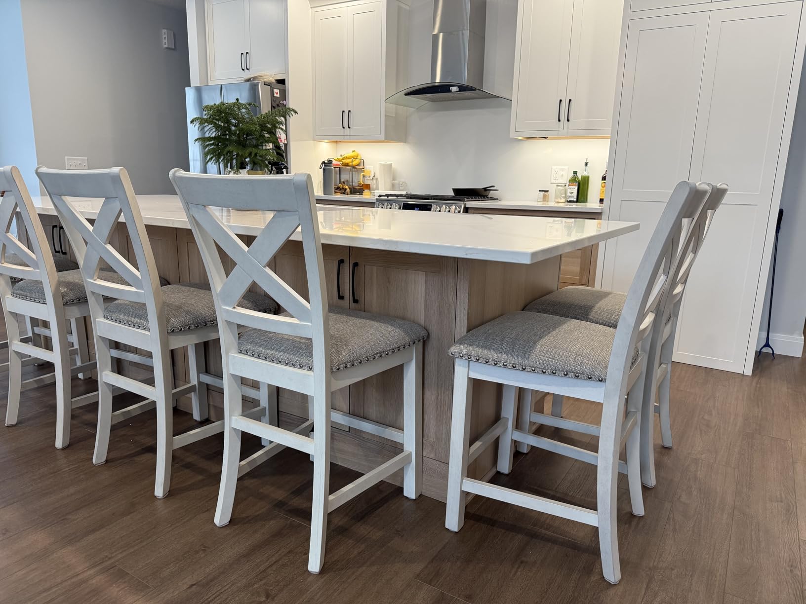 Signature Design by Ashley Rustic Counter Height Bar Stool, Set of 2, Beige | Distressed nutmeg wood finish with cushioned polyester seat, Ideal for kitchen islands, Moriville Series customer photo 1