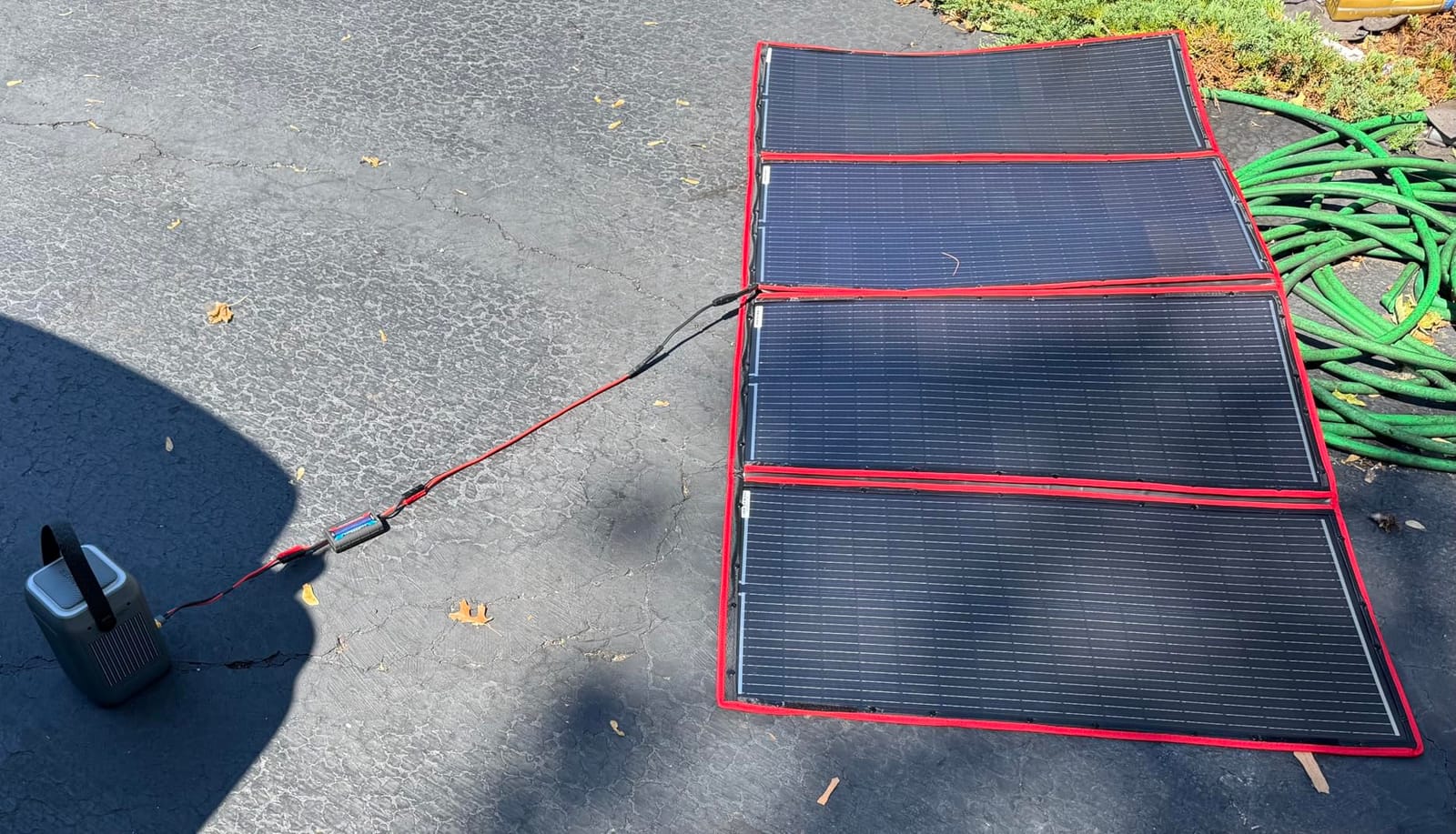 DOKIO 100W Portable Foldable Solar Panel Kit (19x26in, 5.3lb), with Separate Controller and Dual USB, Monocrystalline Charger for 12V Batteries & Power Stations, RV Camping Trailer Emergency Backup customer photo 1