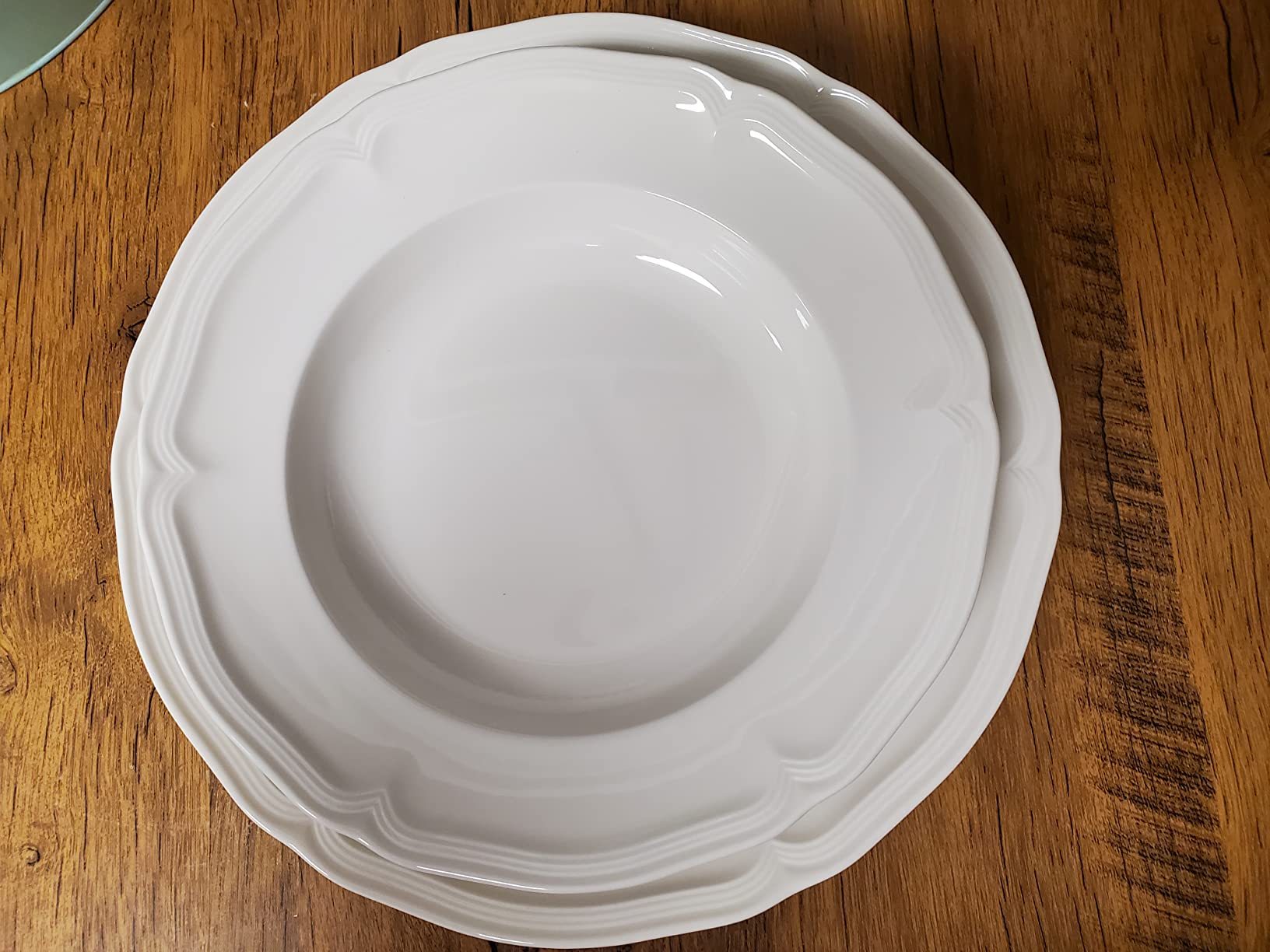 Villeroy & Boch Manoir 18 Piece Dinnerware Set, Creamy White, Porcelain dinnerware set made in Germany customer photo 2