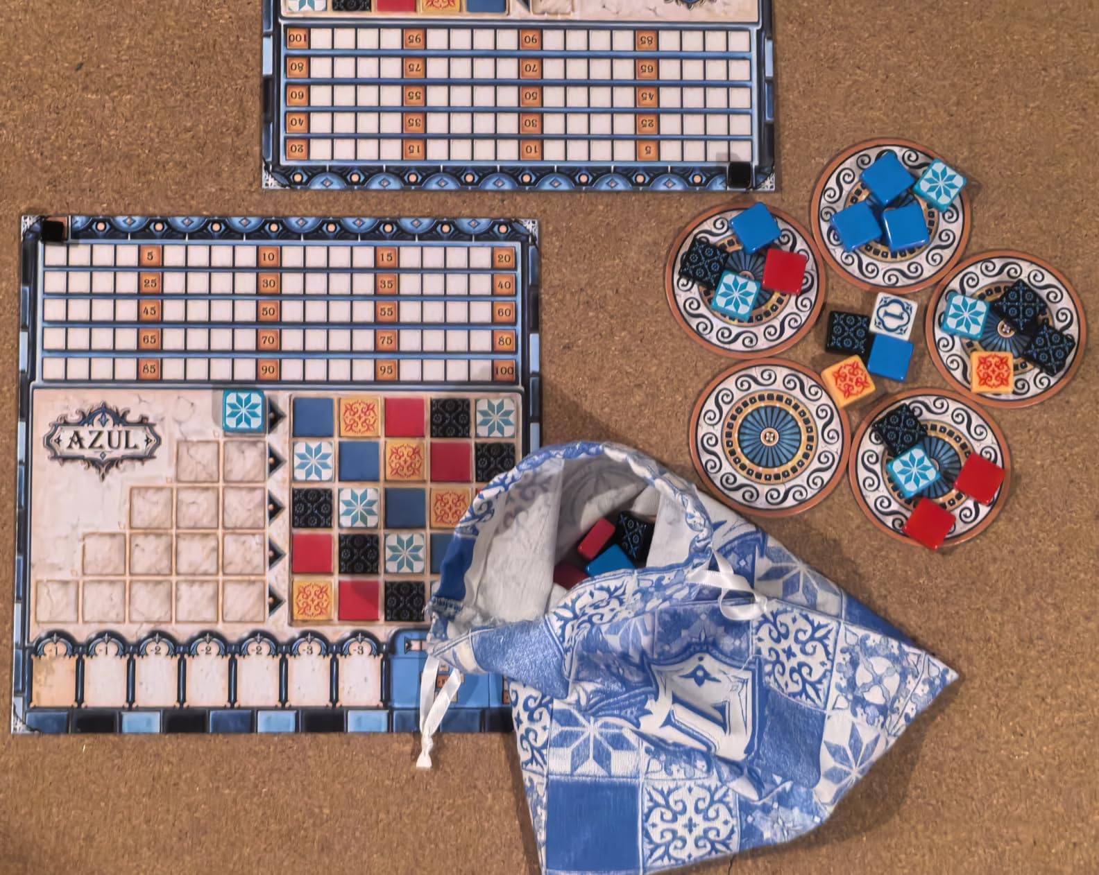 Asmodee Azul Board Game - Mosaic Pattern Placement & Beautiful Art Adult Board Games, Award-Winning Strategy for Adults & Families, Family Fun for Adults, 2-4 Players Ages 8+, 30-45 Minute Playtime | For mosaic fans, draft tiles to build a wall, Award-winning balance of beauty and strategy, Shifting tiles keep games unique customer photo 2