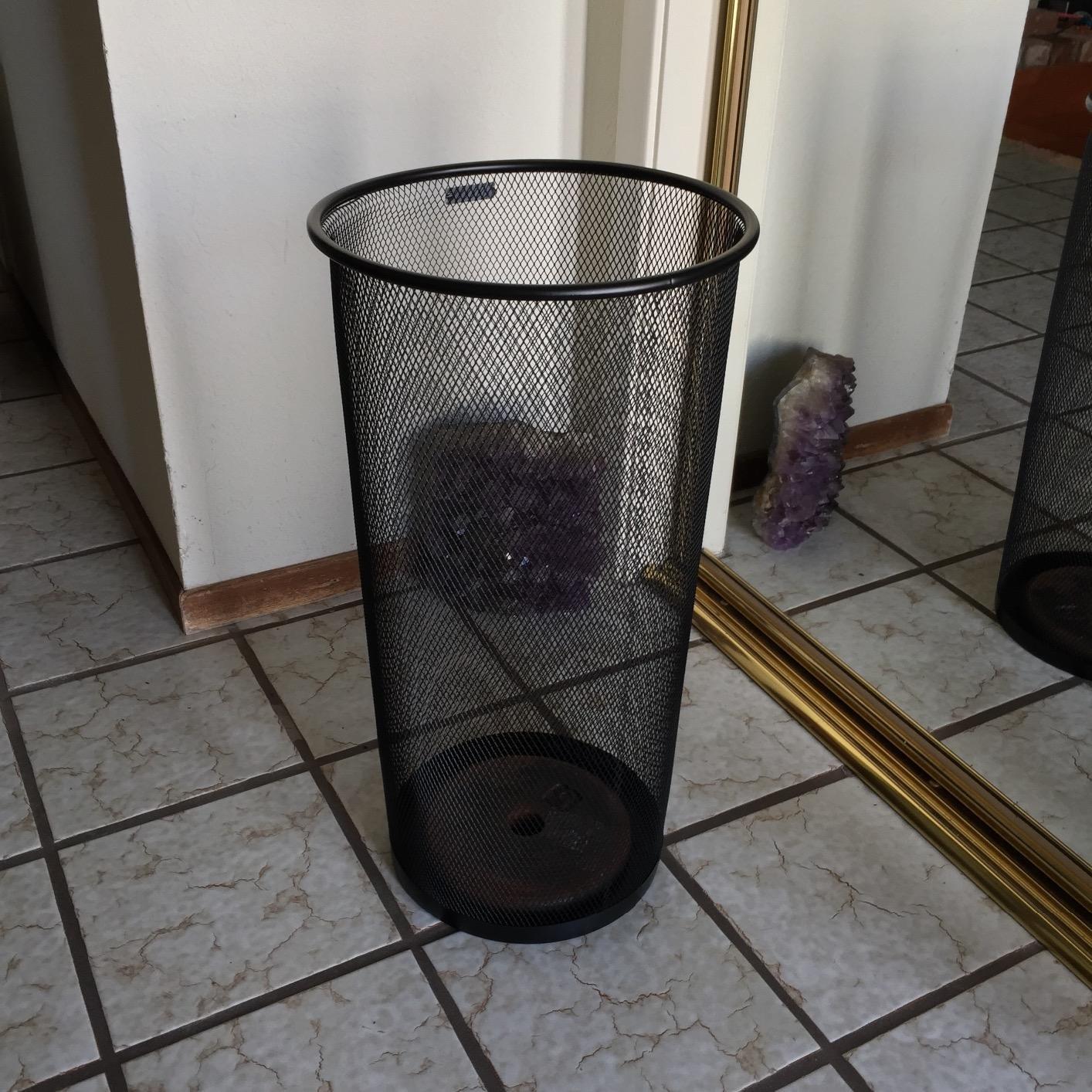 Mind Reader Umbrella Stand, Multi-Purpose Mesh Storage Stand, Organizer for Office and Entryway, Metal Mesh, Black customer photo 2