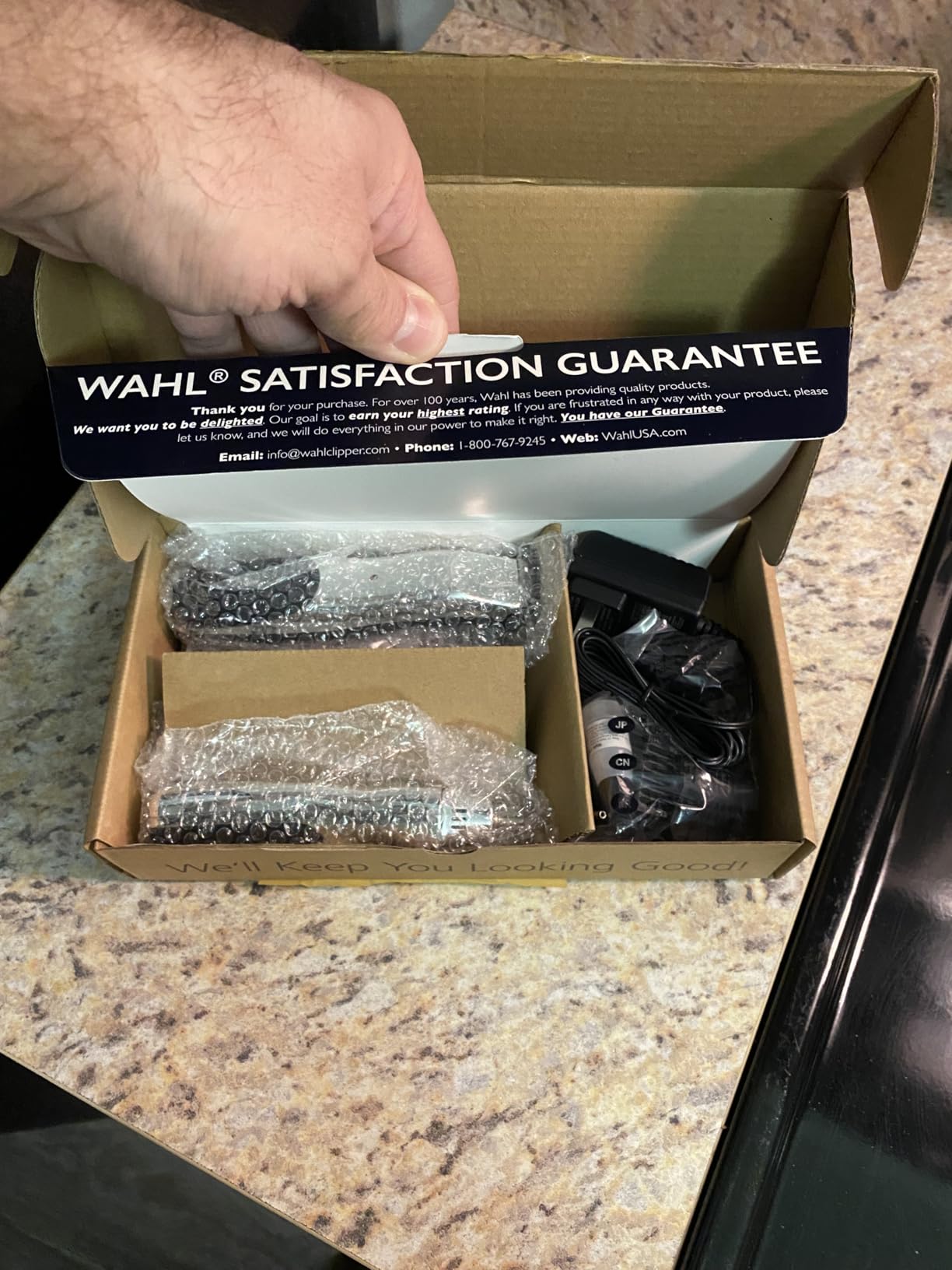 Wahl Groomsman Rechargeable Beard Trimmer Kit & Bonus Battery Nose Trimmer | Trim Beards & Mustaches With The Rechargeable Trimmer And Nose Hair With The Bonus Battery Wet/Dry Trimmer - Model 5622V customer photo 1