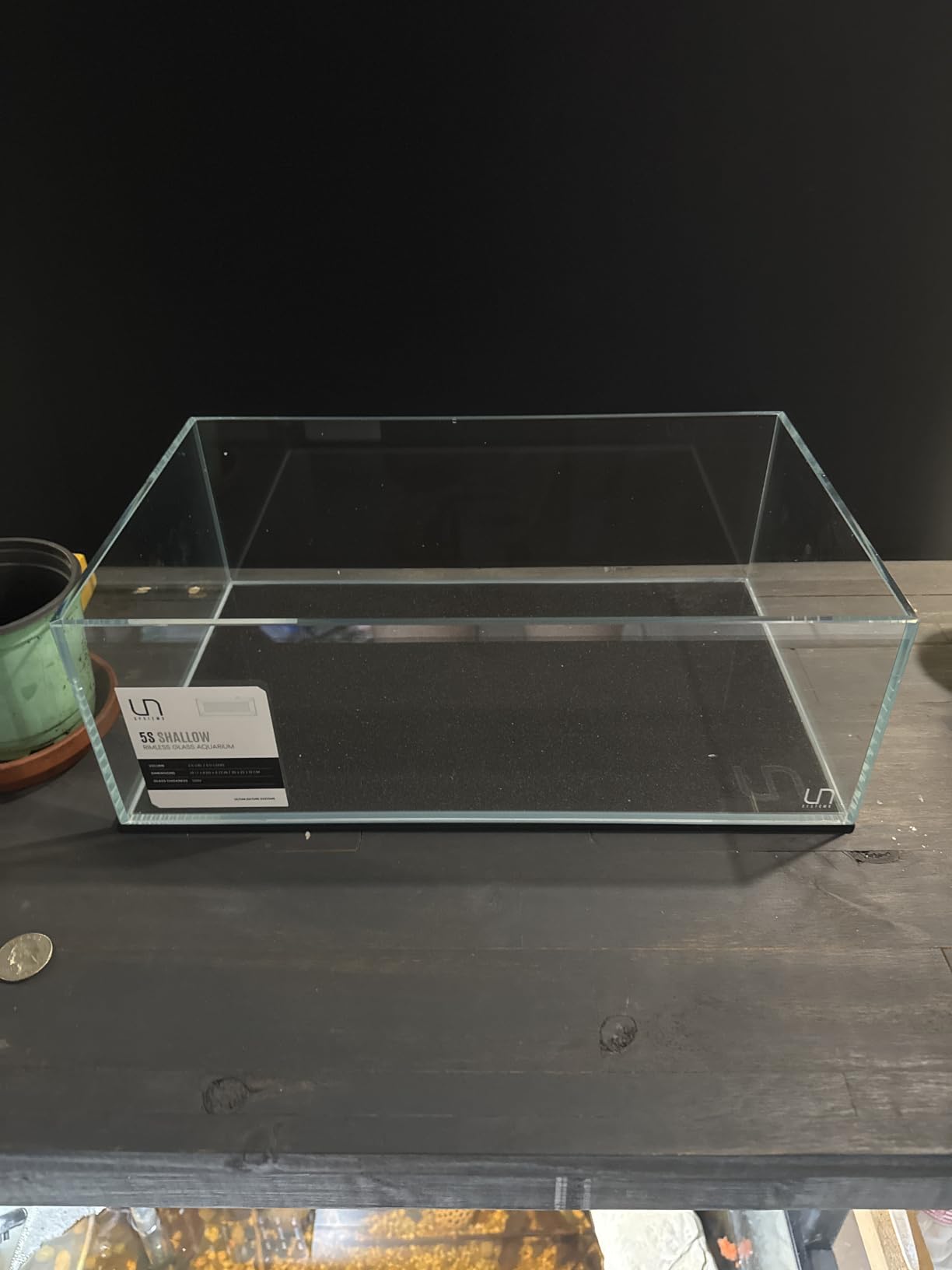 UNS Ultra Clear Rimless Tank - 6.3GAL | 24L - 23.62x7.87x7.87 | 60x20x20 CM, 5mm Glass Thickness, Leveling Mat Included - Low Iron, High Clarity Fish Tank w/ 45° Mitered Edge - [60L] customer photo 1