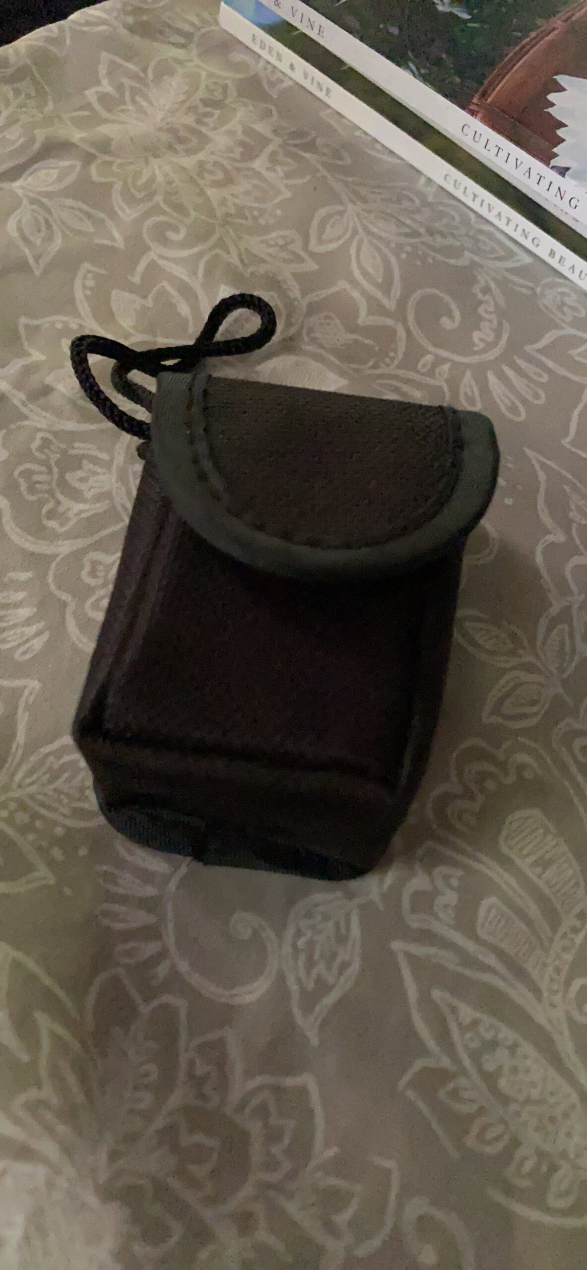 iProven Pulse Oximeter Fingertip for Oxygen Saturation & Respiratory Rate | Pulse Rate and Blood Oxygen Saturation Monitor, Finger Oximeter O2 Monitor, Batteries, Case & Lanyard Included customer photo 1