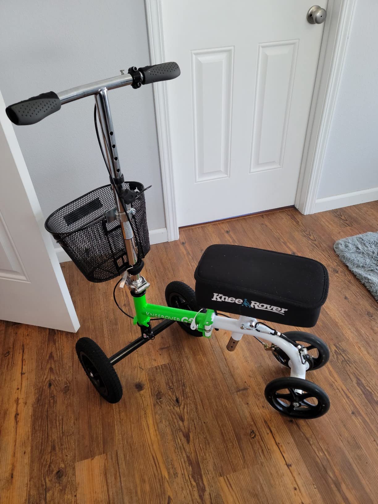 KneeRover GO Hybrid Knee Scooter for Adults, Green | Most Compact, All Terrain, Heavy Duty, For Foot Surgery & Broken Ankle Injuries, Knee Crutch Alternative customer photo 2