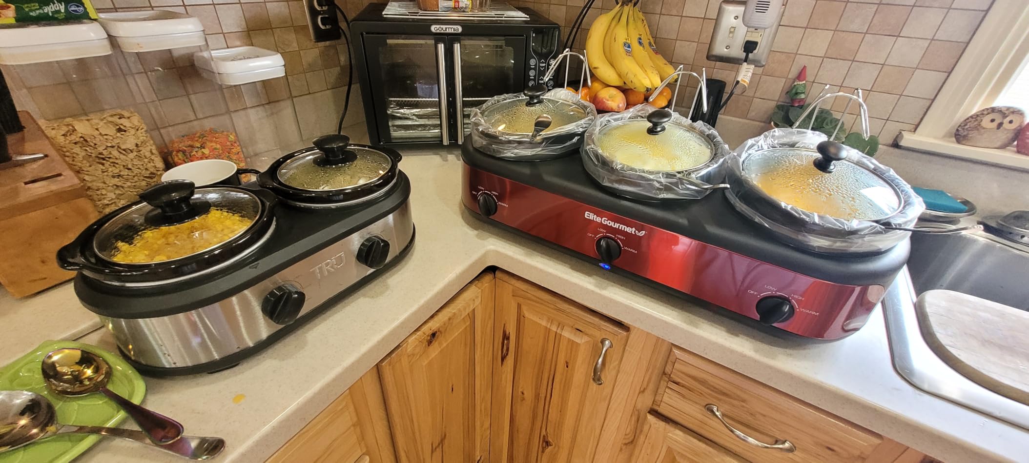 Elite Gourmet EWMST-325R Triple Slow Cooker Buffet Server, 3 x 2.5 Qt, Red | Adjustable Temp, Dishwasher-Safe Oval Ceramic Pots with Lid Rests - Great for Parties & Entrees customer photo 1