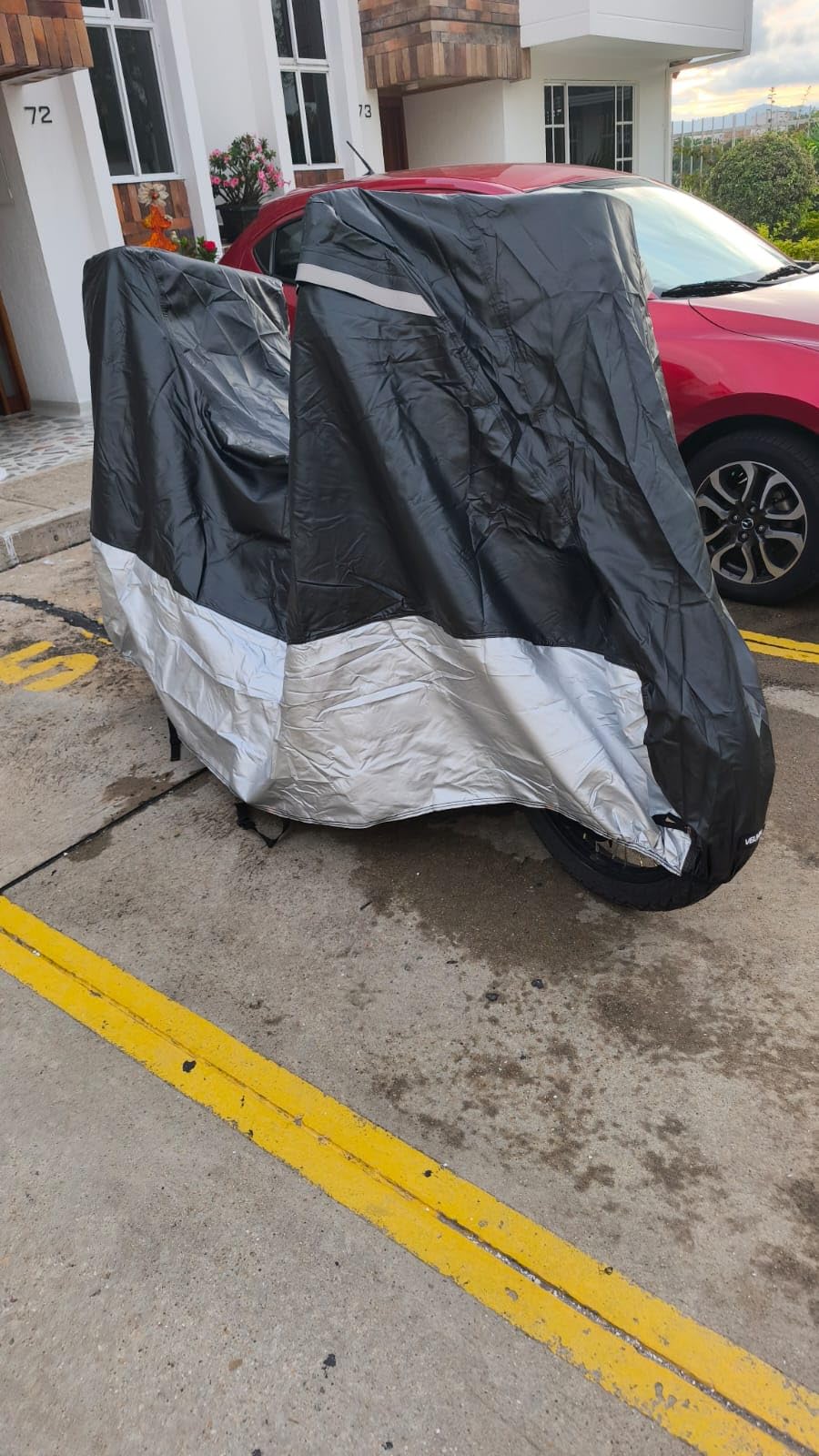 VELMIA Motorcycle Cover - Extremely Heat Resistant up to 550F, Waterproof for All Seasons, Fits Motorcycles, Scooters, Mopeds & Harleys customer photo 1