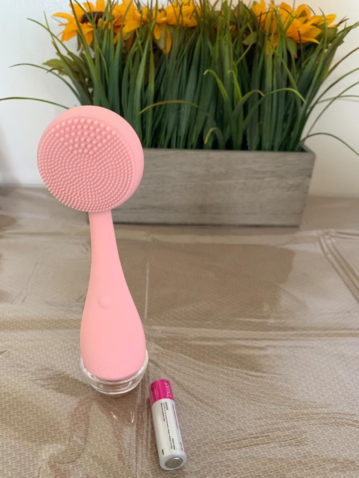 PMD Beauty Clean Facial Cleansing Brush - Waterproof Silicone Face Cleanser with Sonic Technology customer photo 2