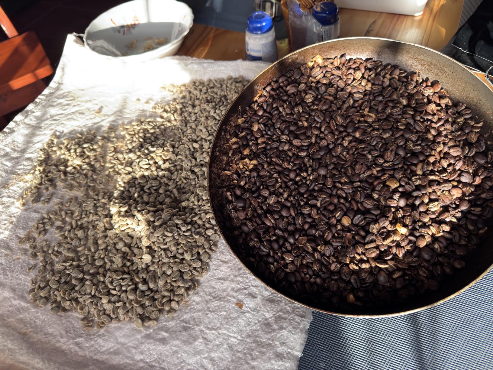 JIAWANSHUN Electric Coffee Bean Roaster for Home Use 1.1lb Capacity Temperature Control (0-240℃), Non-Stick, Perfect for Beginner Roasting, 1200W, 110V customer photo 2