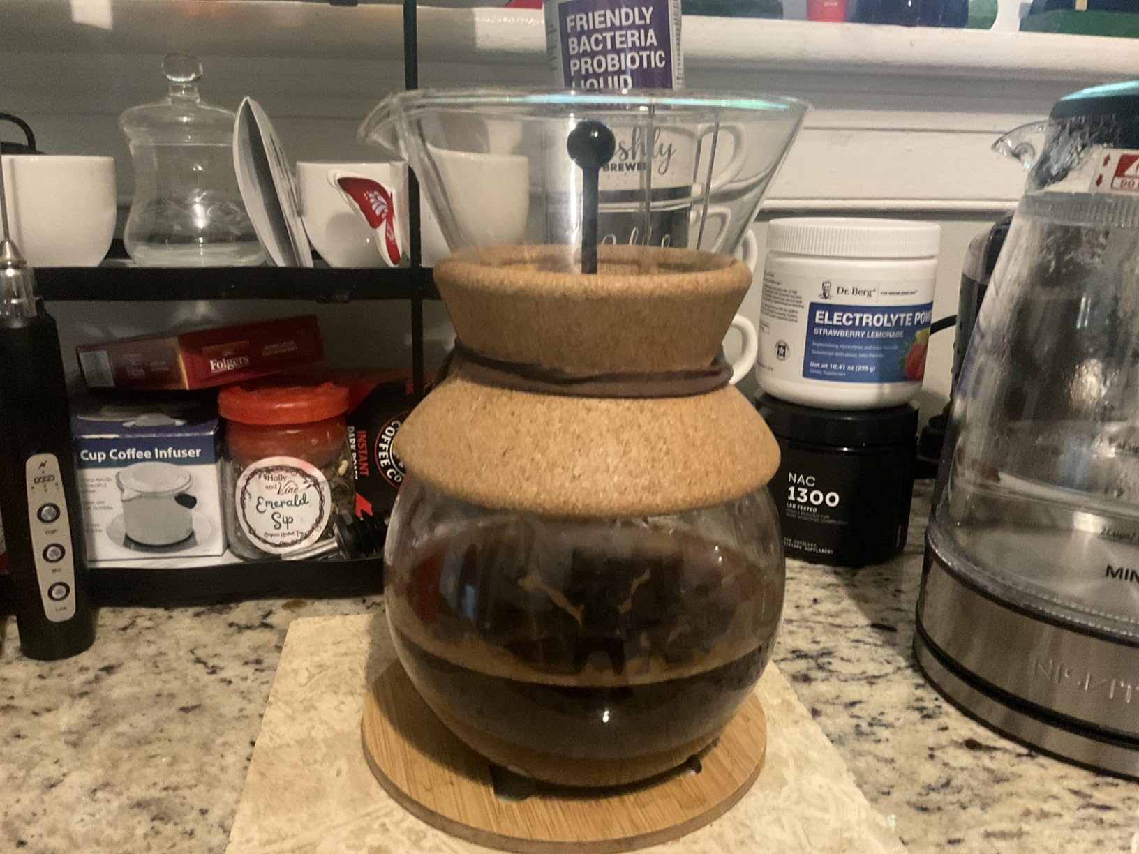 Bodum 34oz Pour Over Coffee Maker, High-Heat Borosilicate Glass with Reusable Stainless Steel Filter and Cork Grip - Made in Portugal customer photo 2