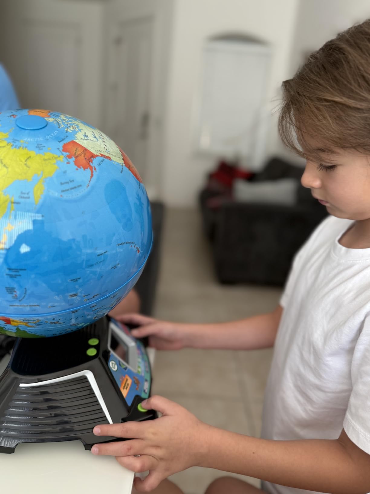 LeapFrog Magic Adventures Globe (Frustration Free Packaging) customer photo 1