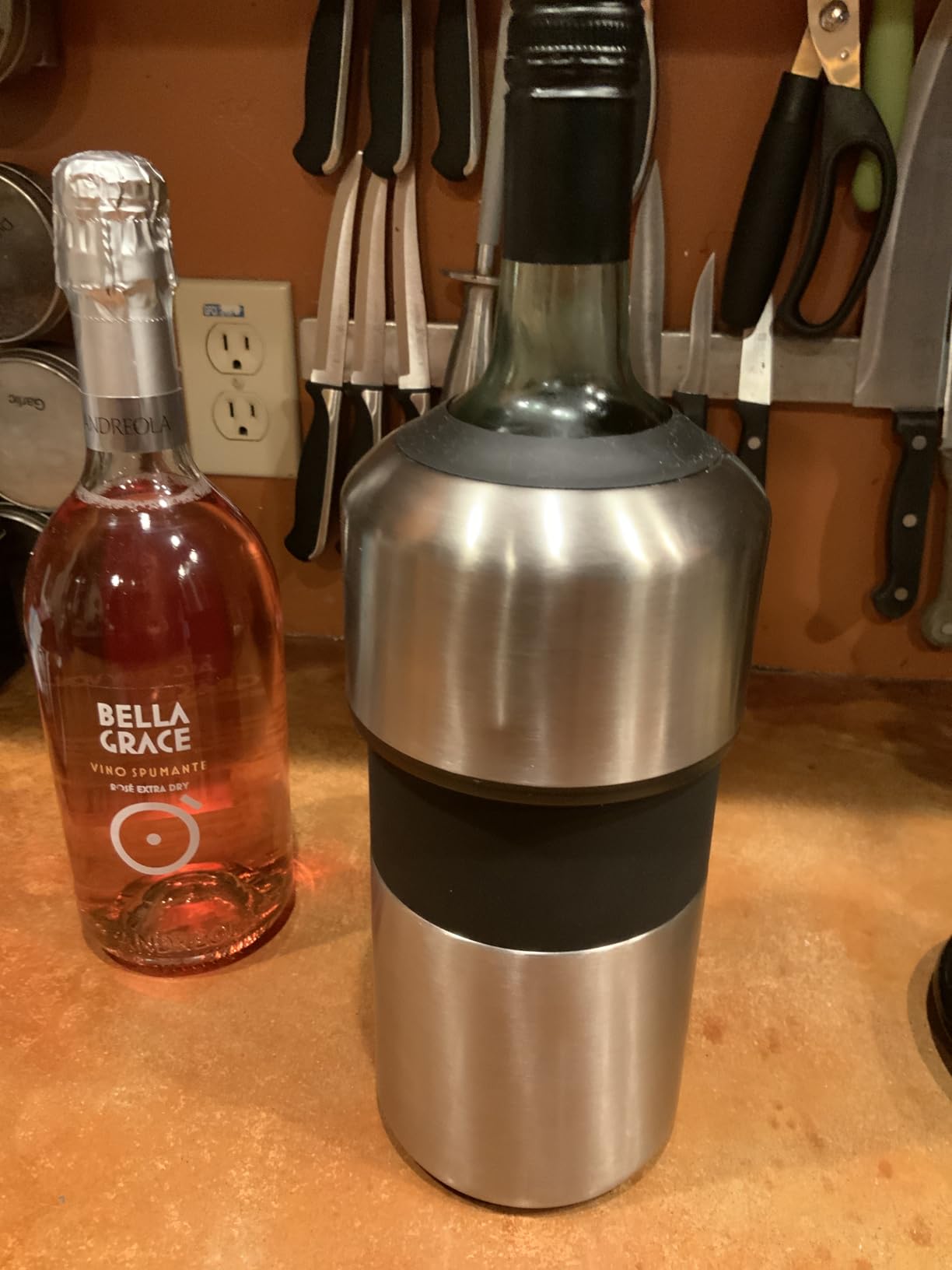 Huski Wine Chiller | Award Winning Iceless Design | Keeps Wine Cold up to 6 Hours | Wine Accessory | Next Generation Ice Bucket | Fits Some Champagne Bottles | Perfect Gift for Wine Lovers (Stainless) customer photo 2