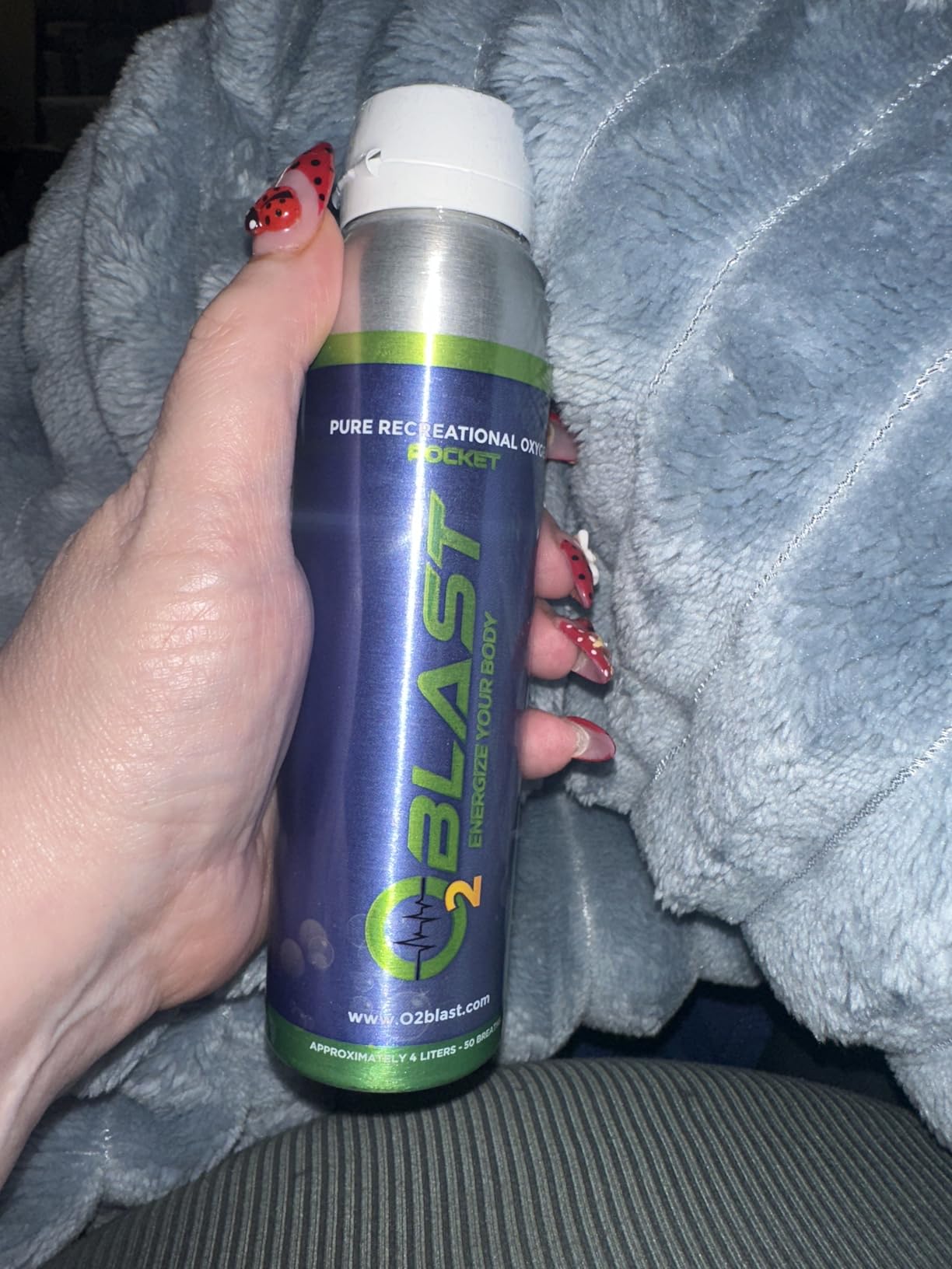 4L Portable Oxygen Can with Flip-Top Cap, Compact Design, 3-Pack - Filled with 99.99% Pure Oxygen, Ideal for Hiking, Camping, Sporting Events, Outdoor Recreation, and High-Altitude Adventures customer photo 1