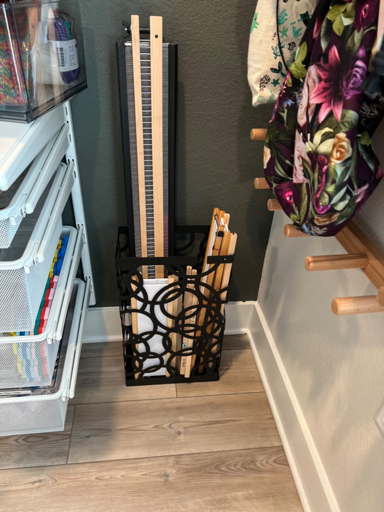 BIRDROCK HOME Decorative Umbrella Stand with Removable Water Tray - Large Freestanding Umbrella Rack and Cane Walking Stick Organizer - Metal Umbrella Holder for Entryway & Indoor Use - Black, Striped customer photo 1