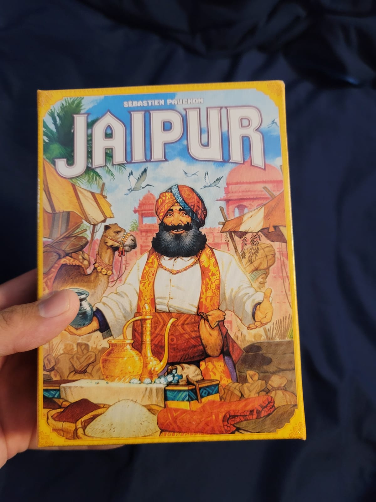 Asmodee Jaipur 2-Player Trading Card Strategy Game, Ages 10+ customer photo 1