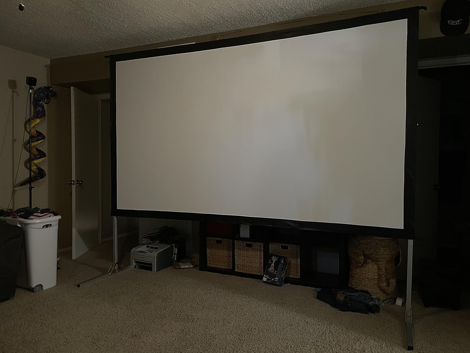 Projector Screen Outdoor,JWSIT 120 inch Outdoor Movie Screen-Upgraded 3 Layers PVC 16:9 Projector Screen,Portable Video Projection Screen with Carrying Bag for Home Theater Backyard customer photo 2