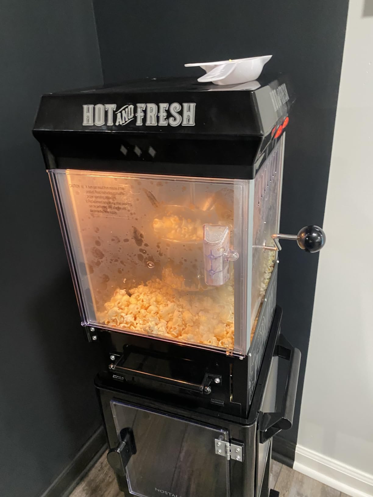 Nostalgia Popcorn Maker Machine - Professional Cart With 2.5 Oz Kettle Makes Up to 10 Cups - Vintage Popcorn Machine Movie Theater Style - Black customer photo 1