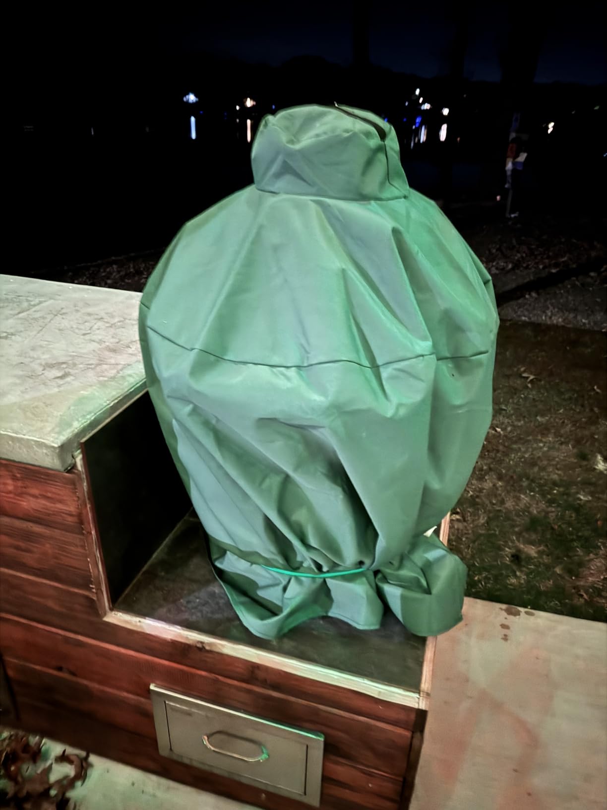 Mini Lustrous Cover Compatible with Large Big Green Egg, Kamado Ceramic Grill Cover, Outdoor Grill Cover with Durable and Waterproof Fabric, 31