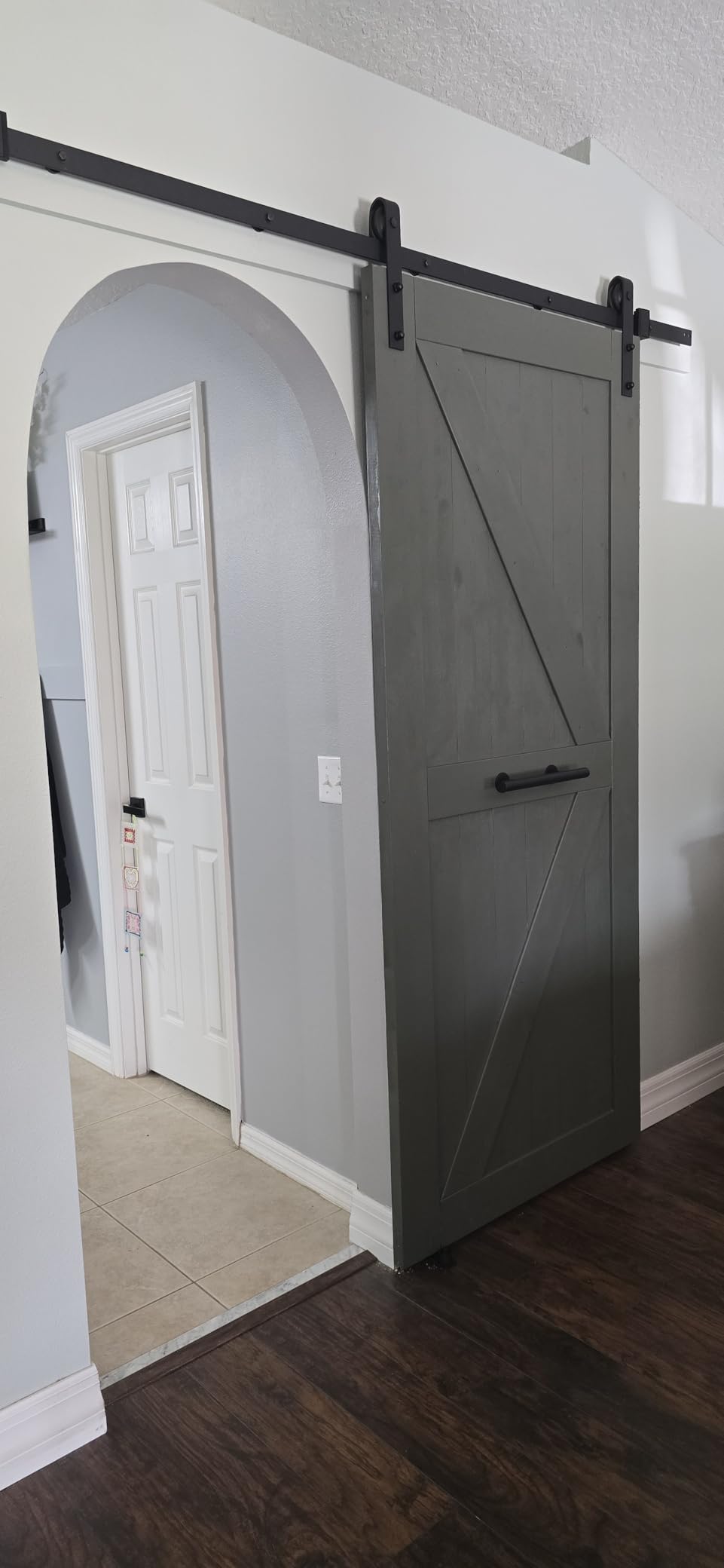 S&Z TOPHAND 36in x 84in Unfinished British Brace Knotty Barn Door with Sliding Hardware Kit customer photo 1