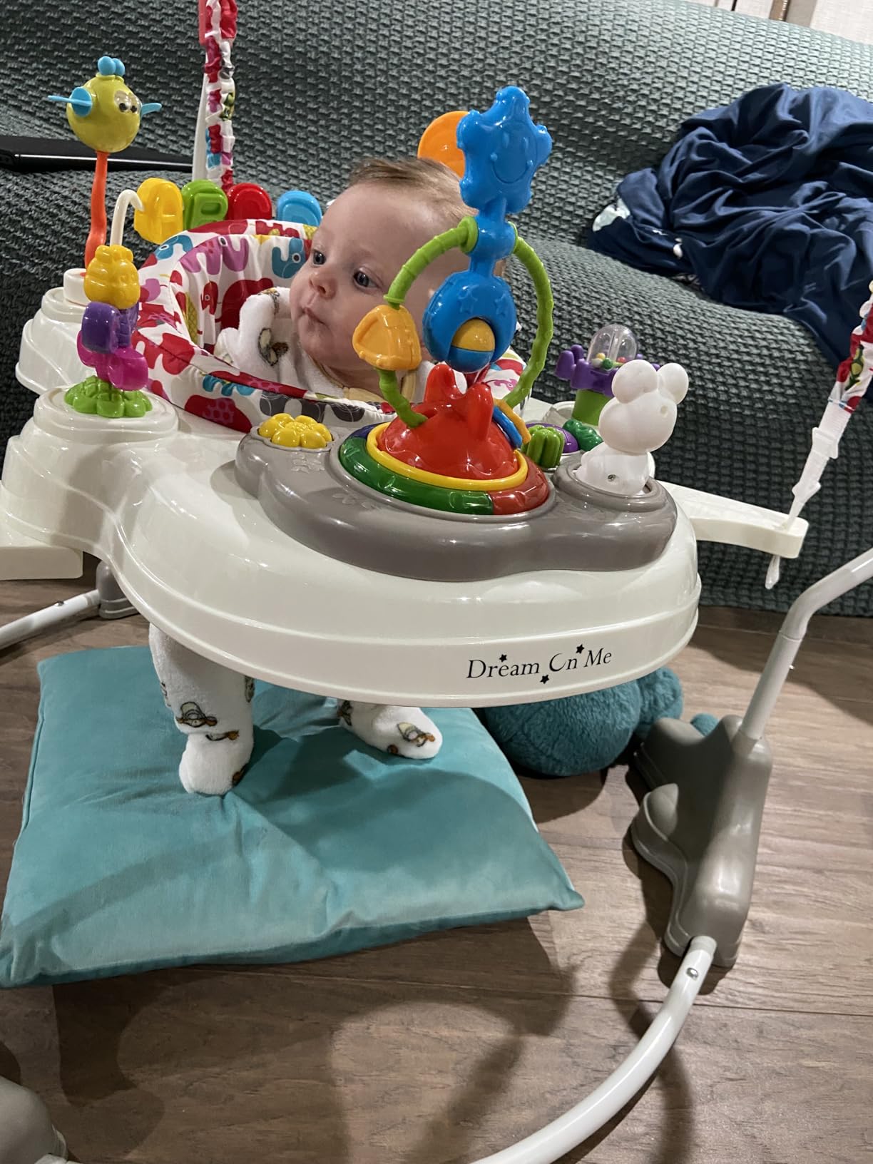 Dream On Me 2-in-1 Baby Activity Center & Bouncer Jumper, 360 Rotating Seat, 3-Height Adjustable, 12 Melodies with Lights & Interactive Toys, Promotes Early Development - Star Print customer photo 1