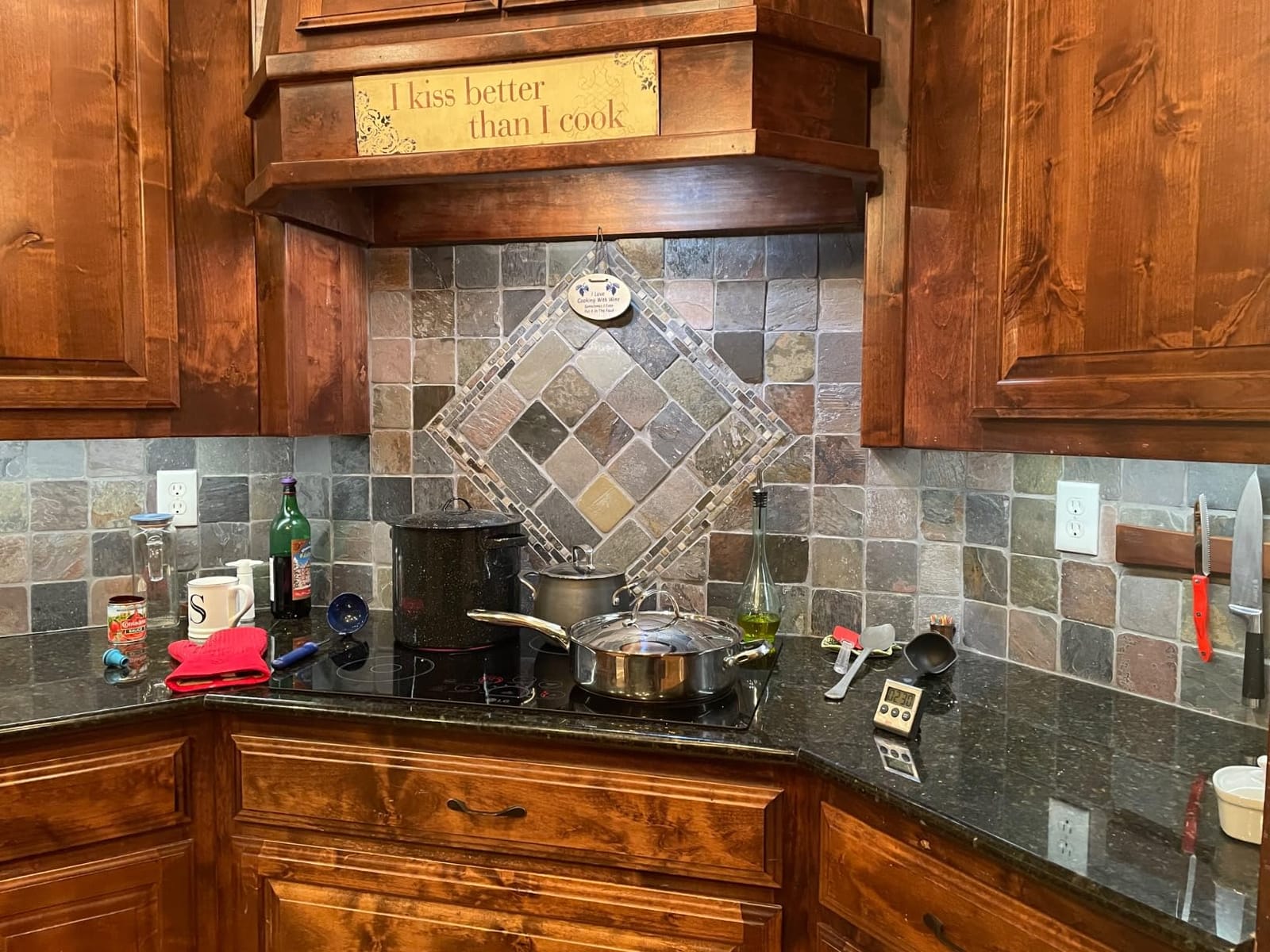 Weiman Granite and Stone Cleaner 3-in-1, Removes Grease, Stains & Watermarks, Streak-Free Formula with Stain Shield Technology, Safe on Marble, Quartz, Tile, Granite, Quartzite & Slate customer photo 1